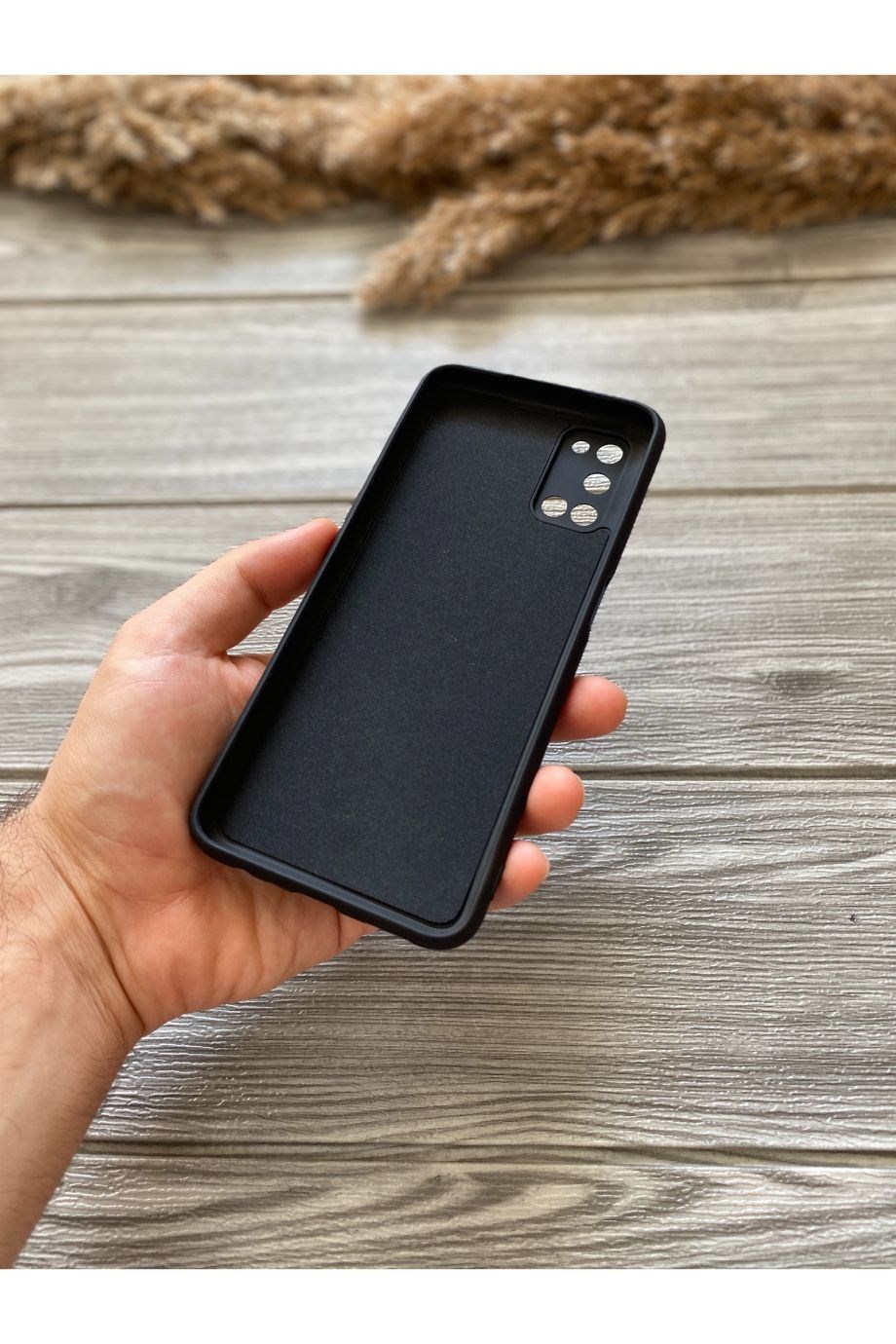 Oppo A52 / A72 Siyah Kamera Korumalı Lansman Kılıf