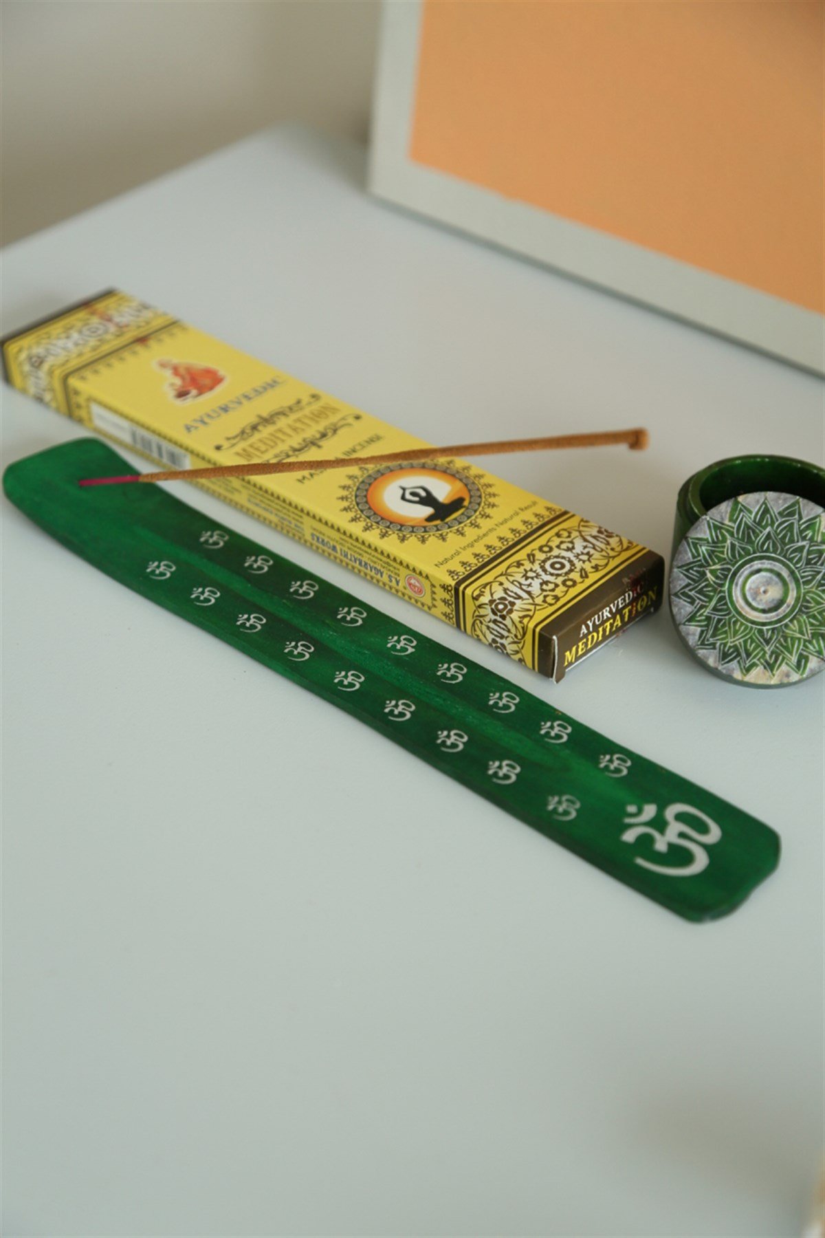 Ayurvedik Meditasyon Tütsüsü (1 Adet) + Om Yazılı Ahşap Kayık Tütsülük Seti - ayurvedic