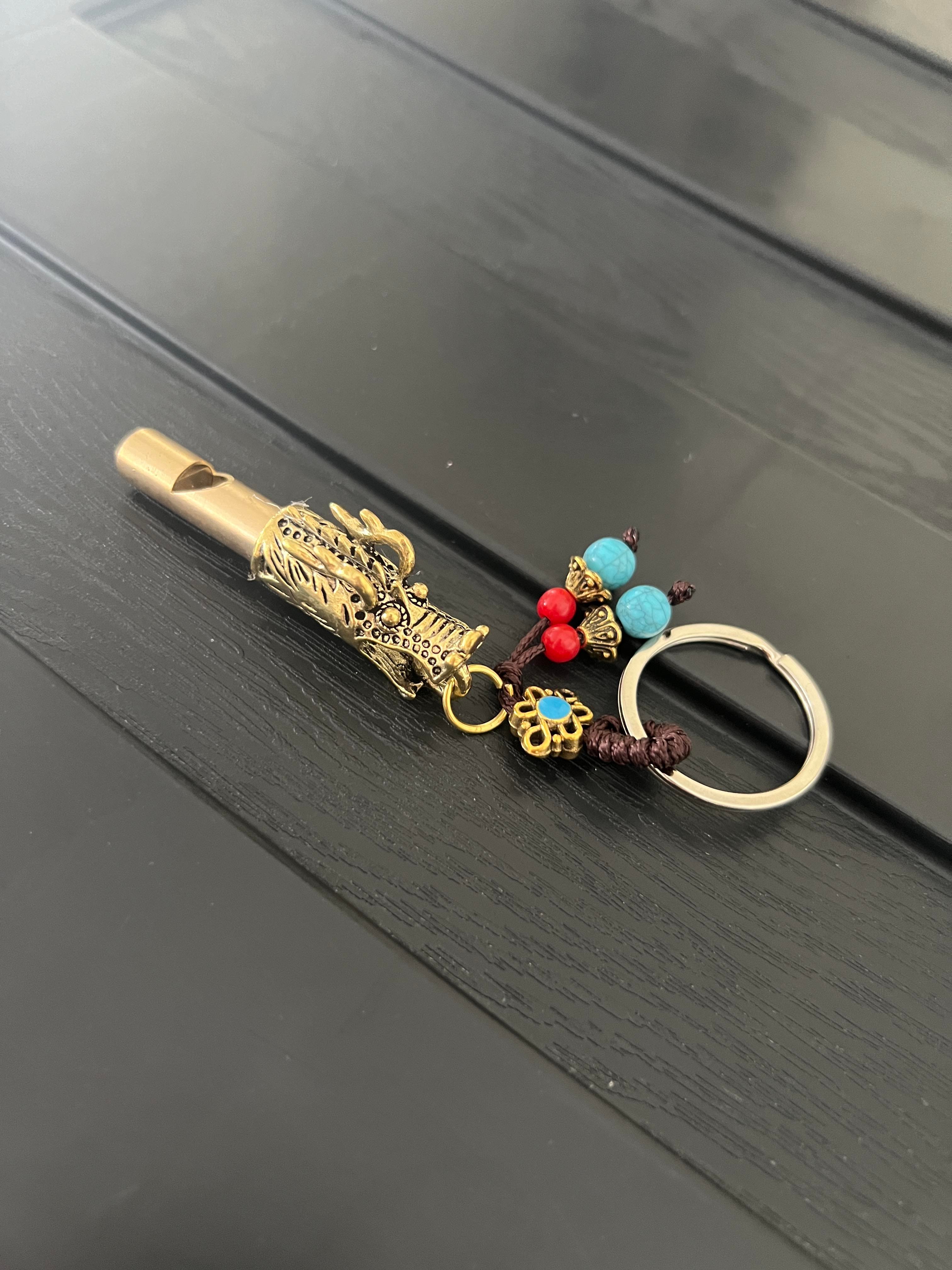 Feng Shui Ejderha Şeklinde Düdük Bereket ve Şans Kedisi Anahtarlığı (Ses Çıkarır Düdük) - Miamantra