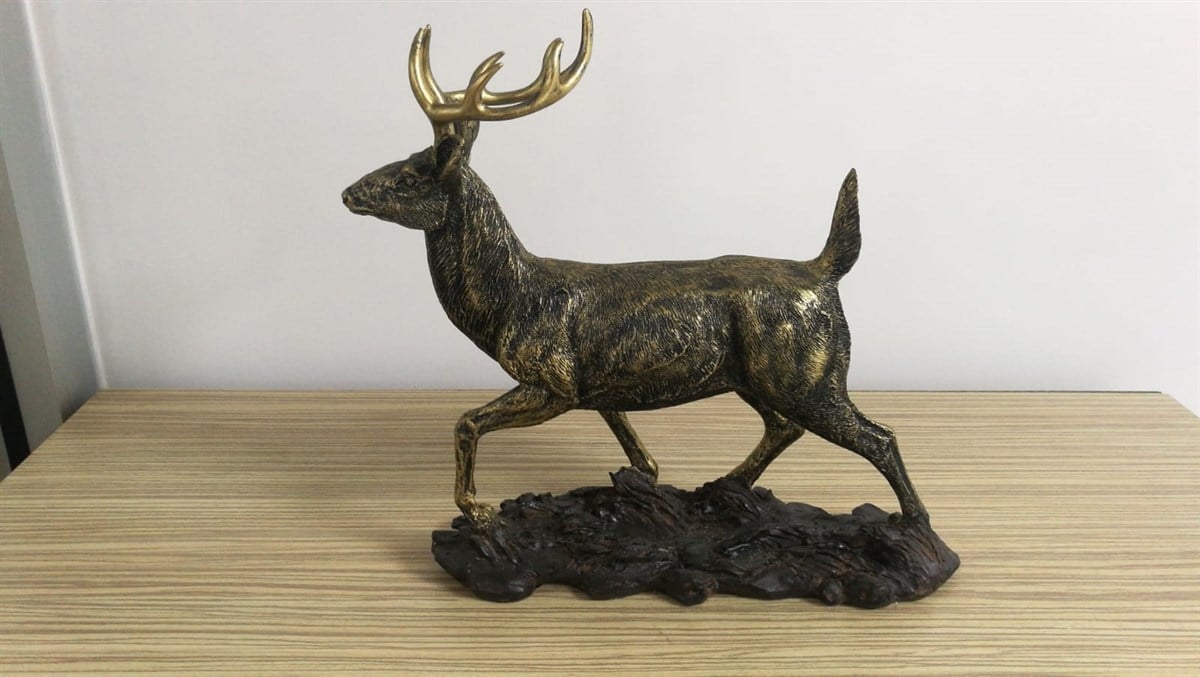 Geyik Heykeli Model 2 (30 cm)