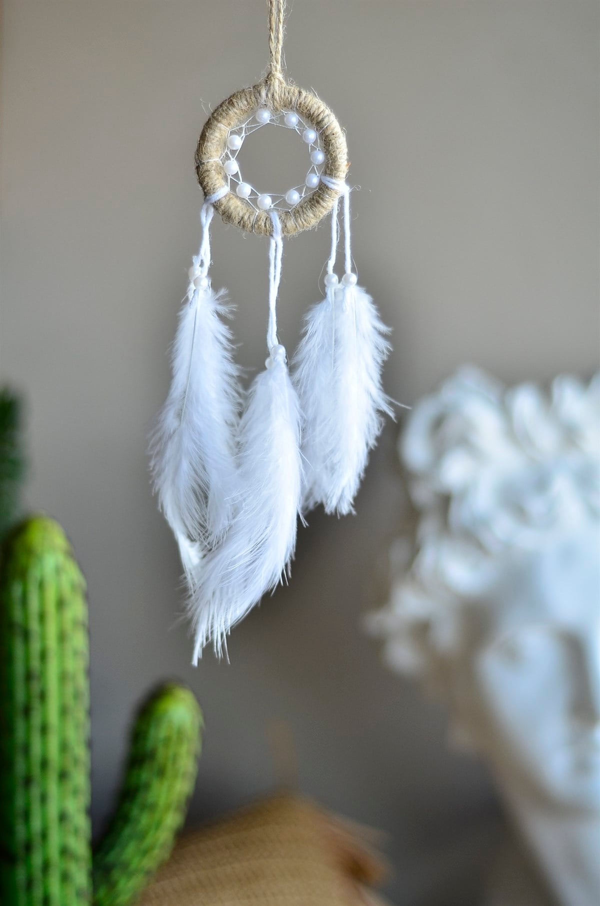 Jüt Kasnaklı İncili Araba Süsü Düş Kapanı / Rüya Kapanı / Dreamcatcher / Dikiz Ayna Süsü - Çap: 6 cm - Miamantra