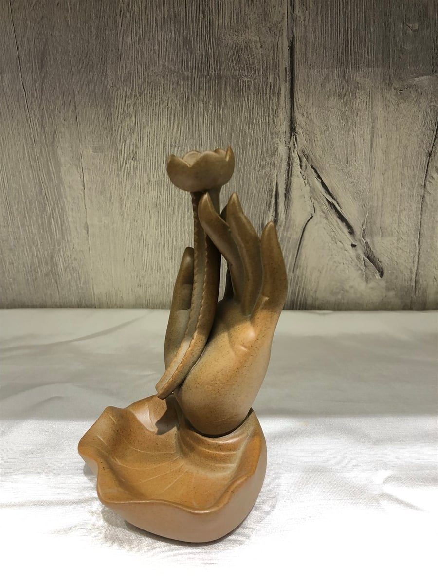 Lotus Çiçeği Tutan El Geri Akış Tütsülük  - 13 cm - Miamantra