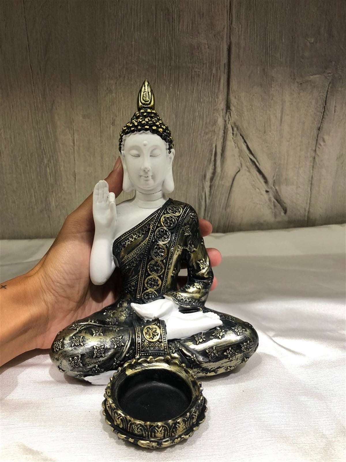 Pirinç Görünümlü Beyaz Buda Tealight Mumluk - Öğretici Duruşlu - 15 cm - Miamantra