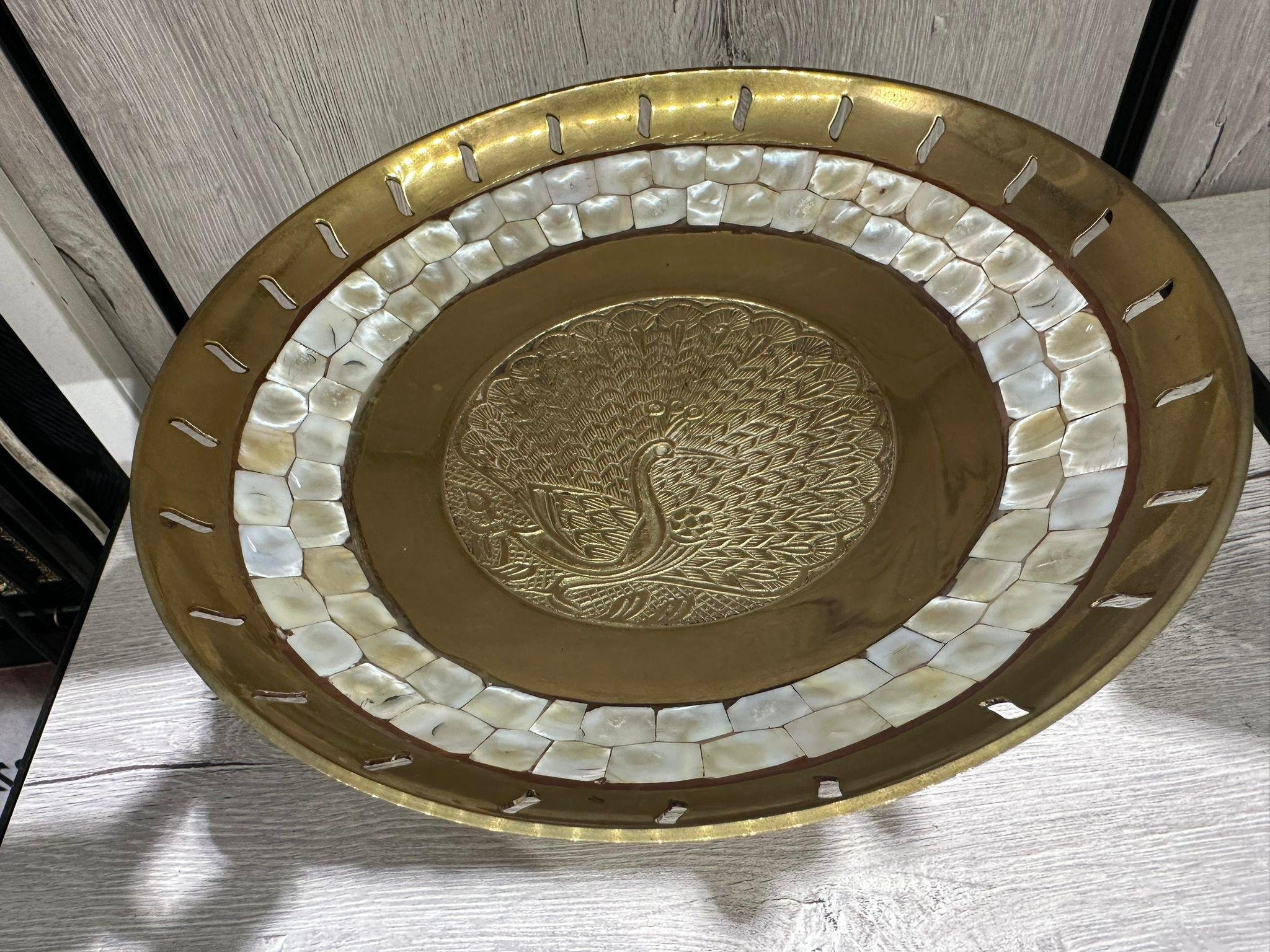 Pirinç Tavuskuşu Motifli Şekerlik /Sunumluk Sedefli 9 Inç (22 Cm Çap) - Miamantra