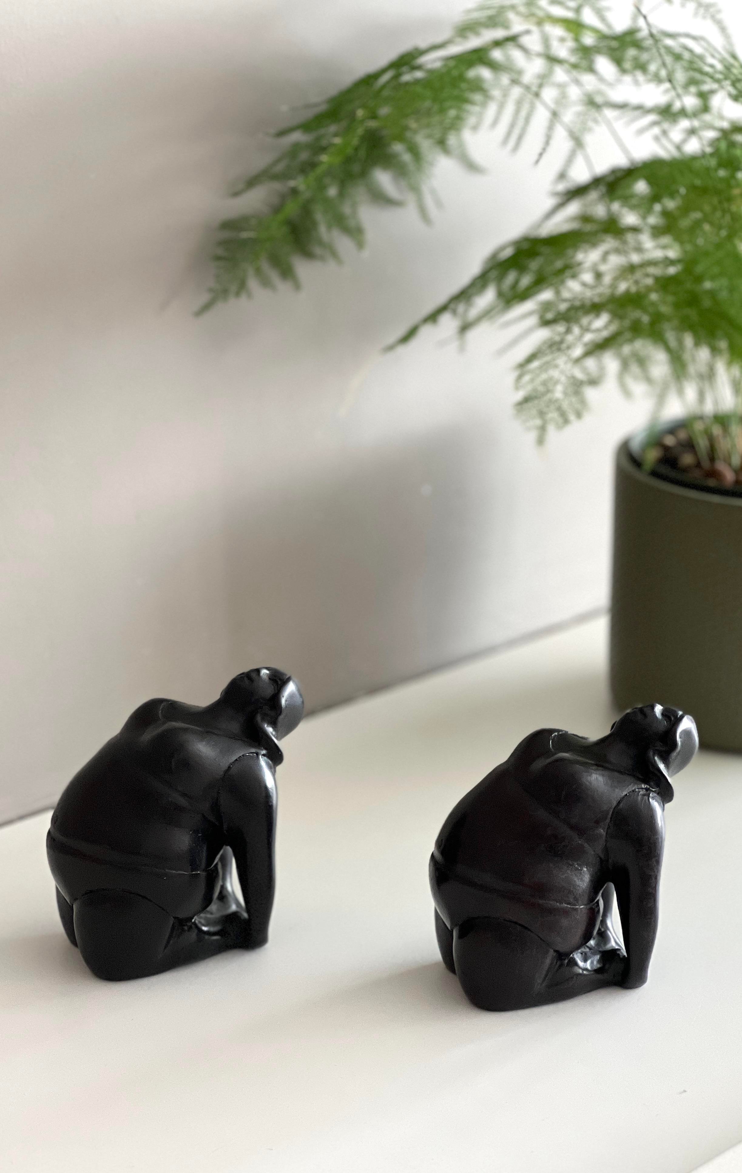 Reçine Yoga Yapan Şişman Kadın Biblo - Miamantra