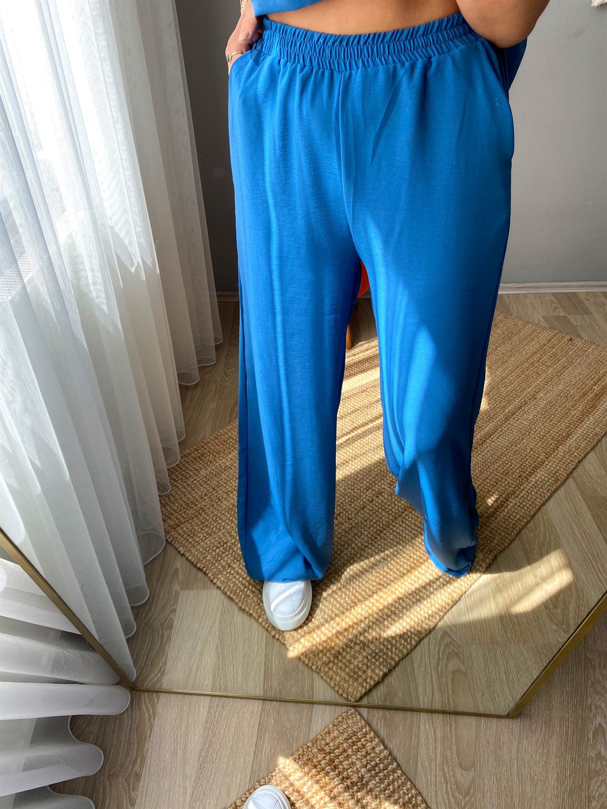 Beyaz Şeritli Crep Kumaş İkili Takım