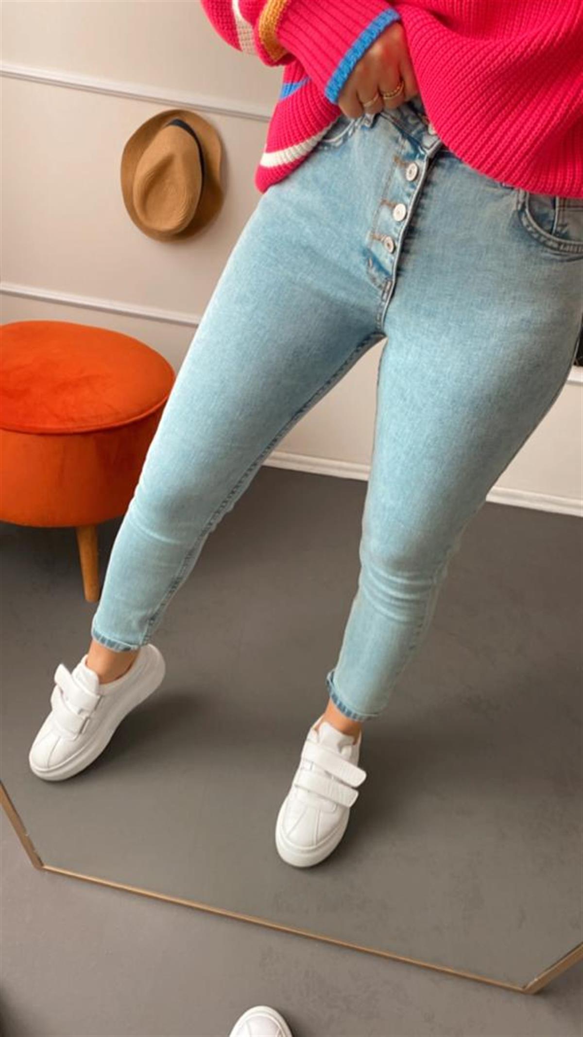 Çok düğmeli jean
