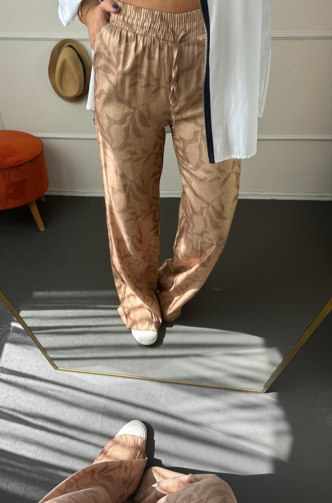 Kahve desenlı pantalon