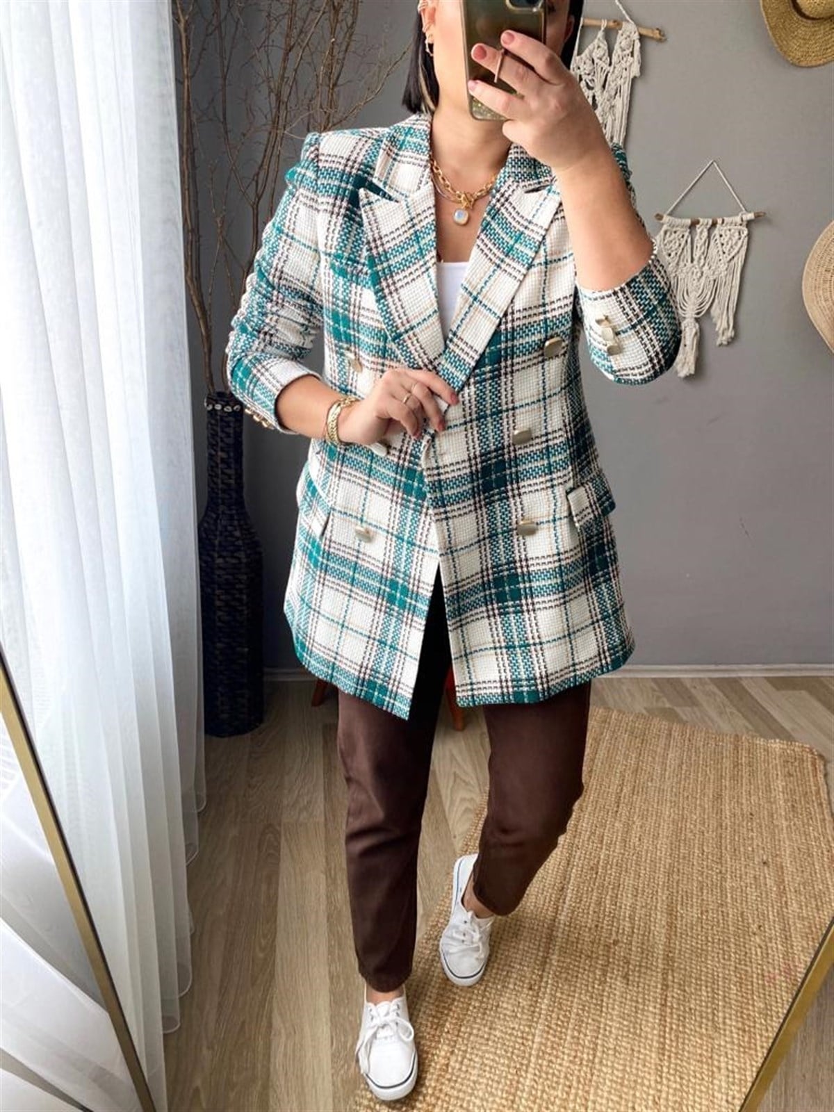 Kendinden dokulu astarlı vatkalı ekoseli kruvaze blazer ceket