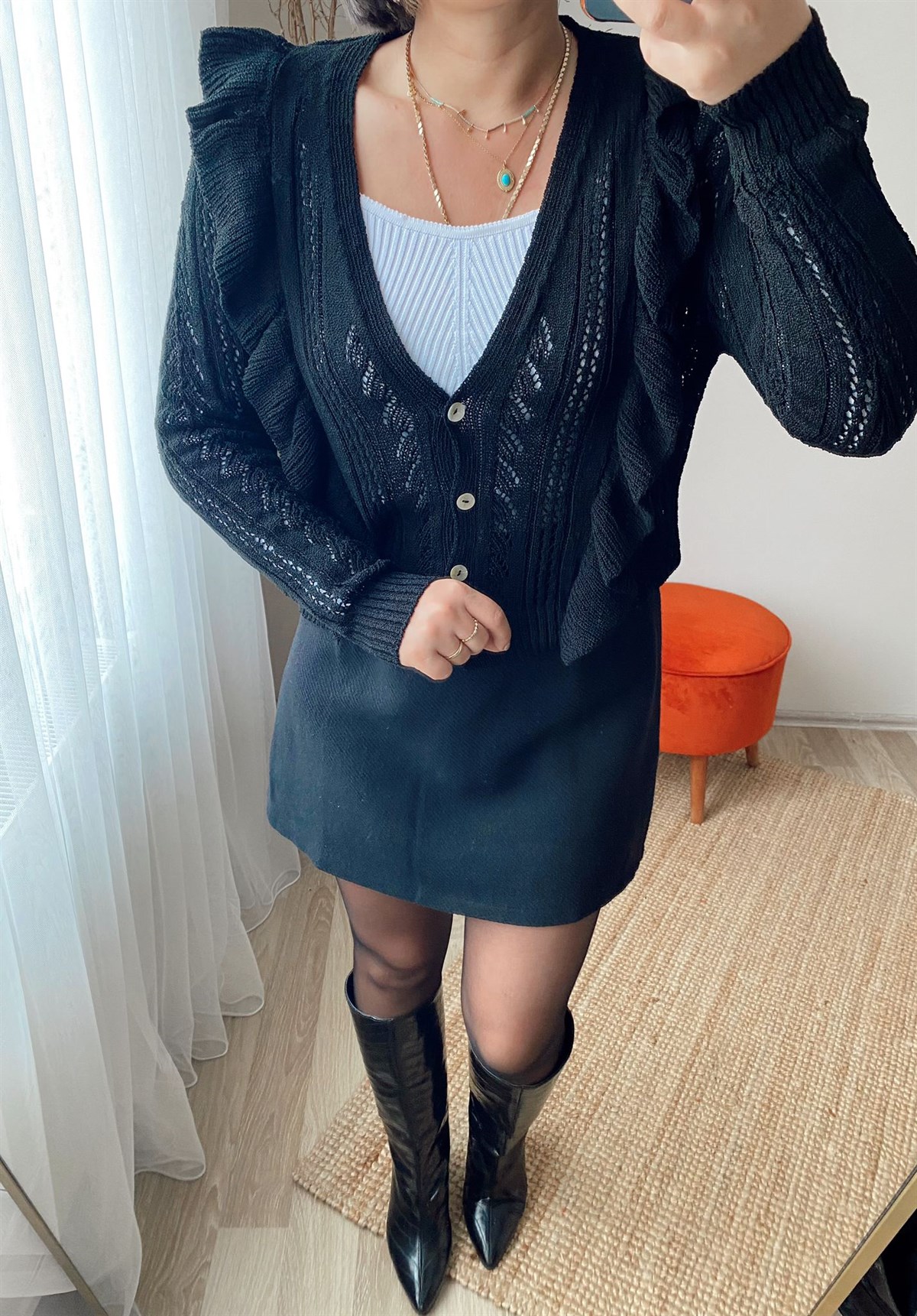 Standart beden fırfırlı örme hırka