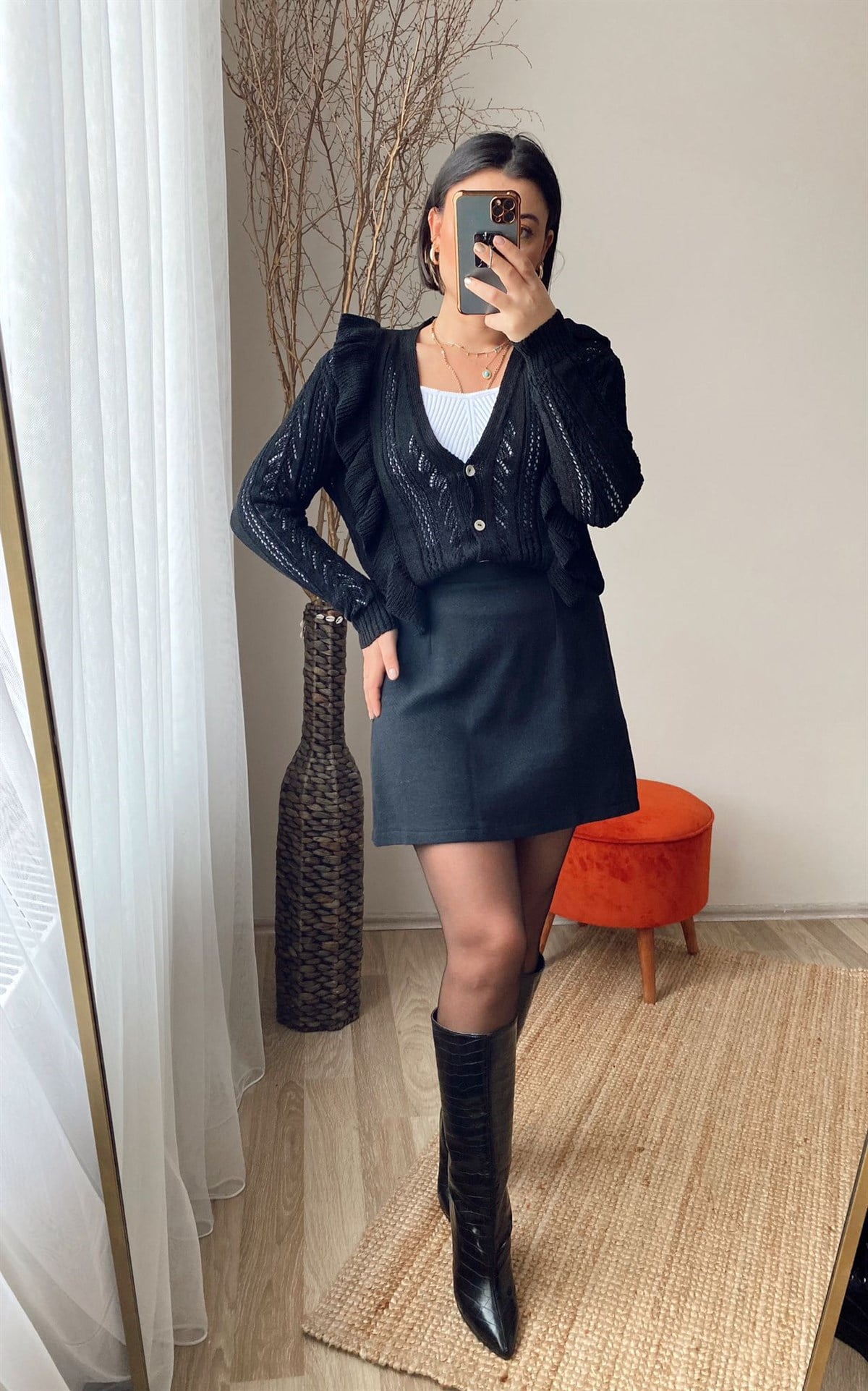 Standart beden fırfırlı örme hırka
