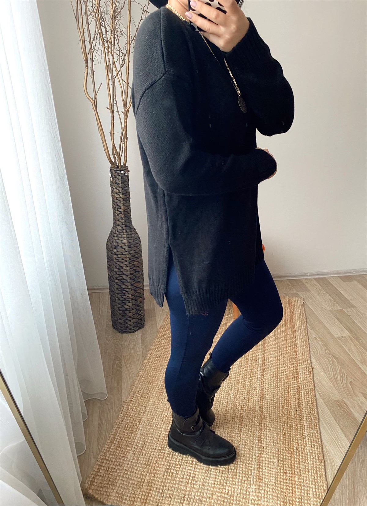Standart beden yandan yırtmaclı standart beden trıko