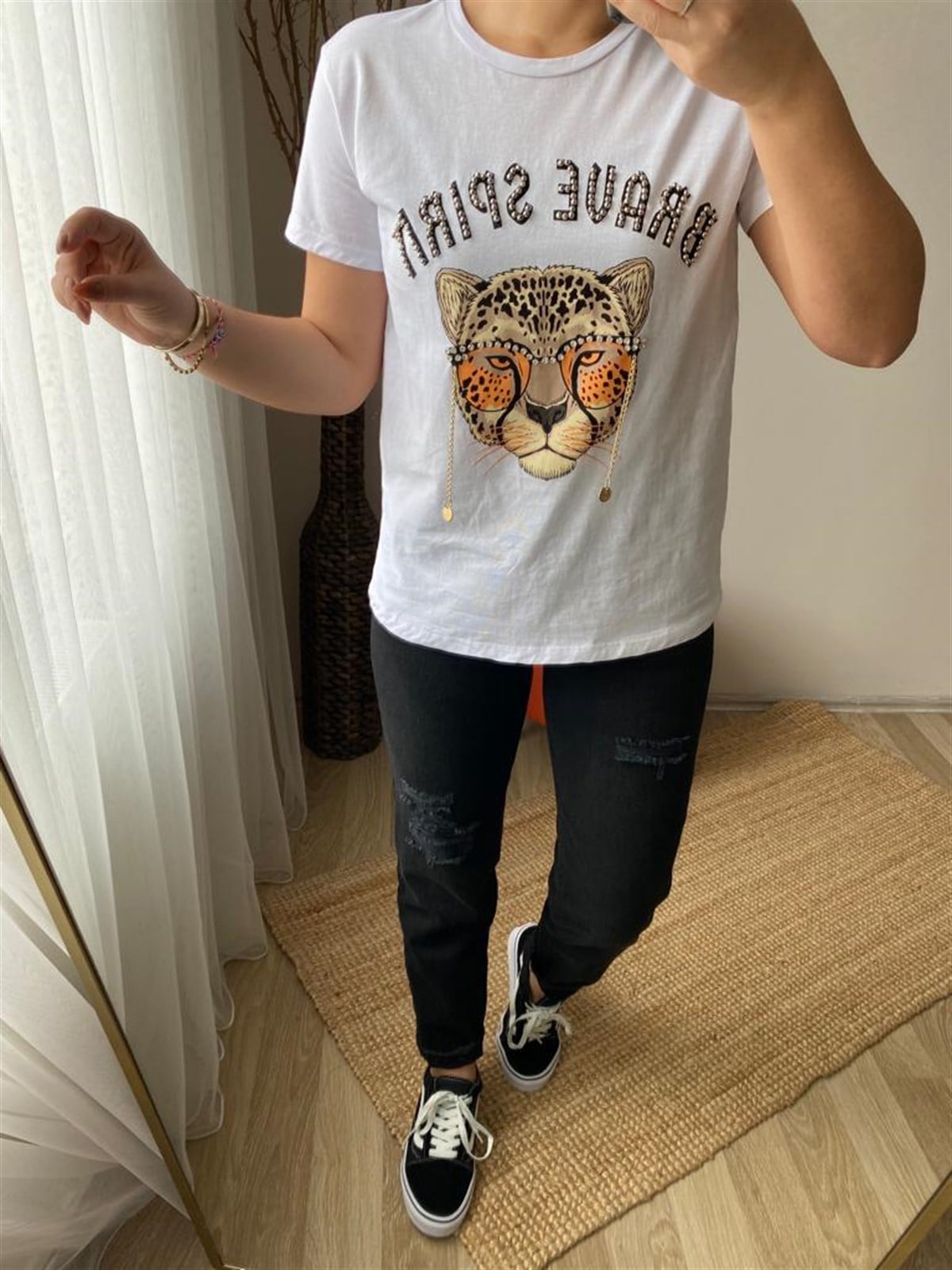 Taslı tshırt