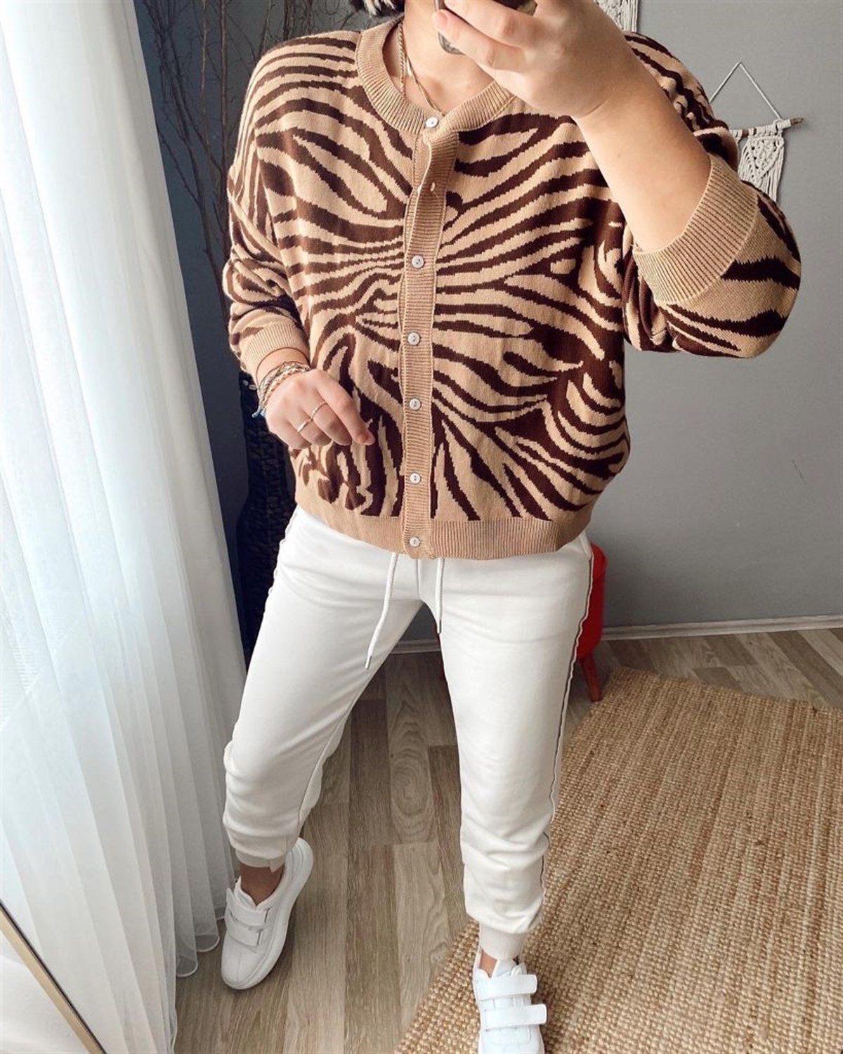 Tok yapı zebra desenli rahat kalıp hırka