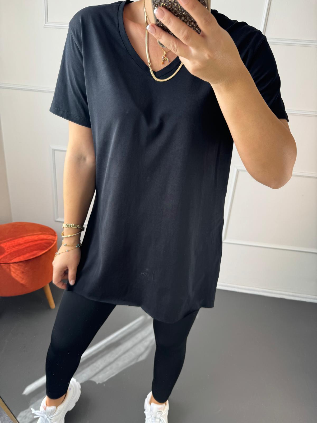V Yaka Yanları Yırtmaçlı Pamuklu Tshirt