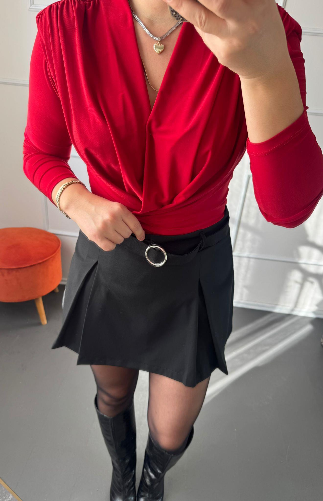Vatkalı Alttan Çıtçıtlı Bluz