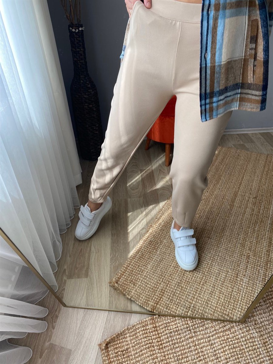 Yumuşak kumaş bel lastıklı esnek pantalon