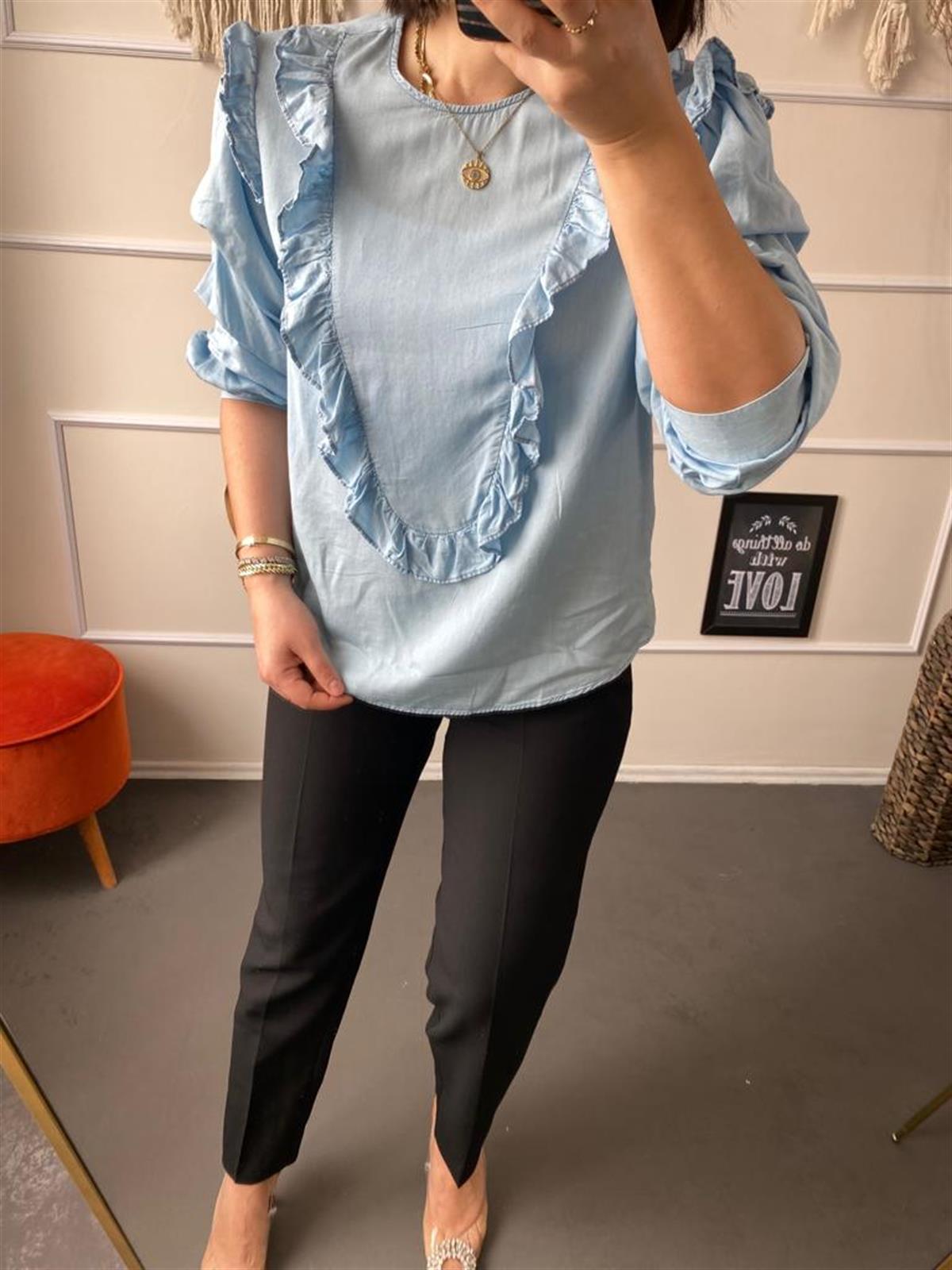 Zara model bluz