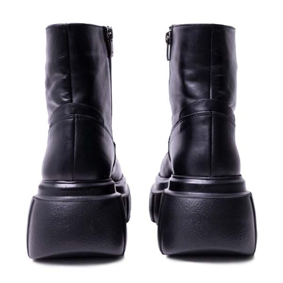 Barinno Siyah Kadın Bot