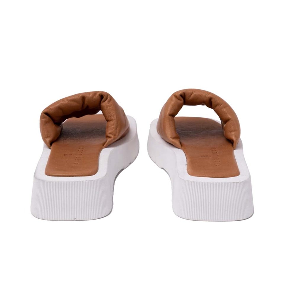 Denis Taba Kadın Terlik