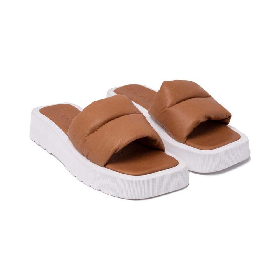 Denis Taba Kadın Terlik