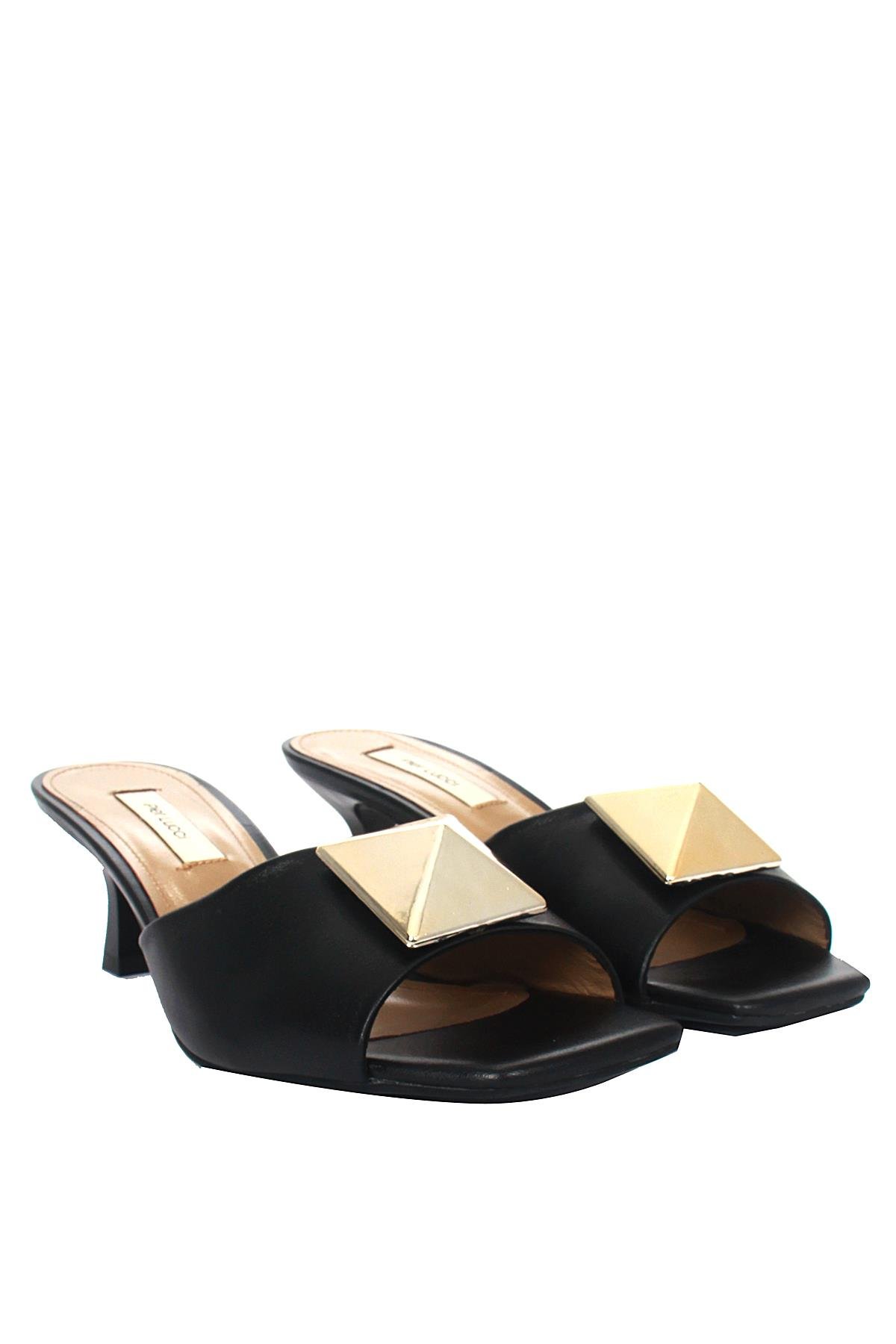 Dominga Kadın Terlik