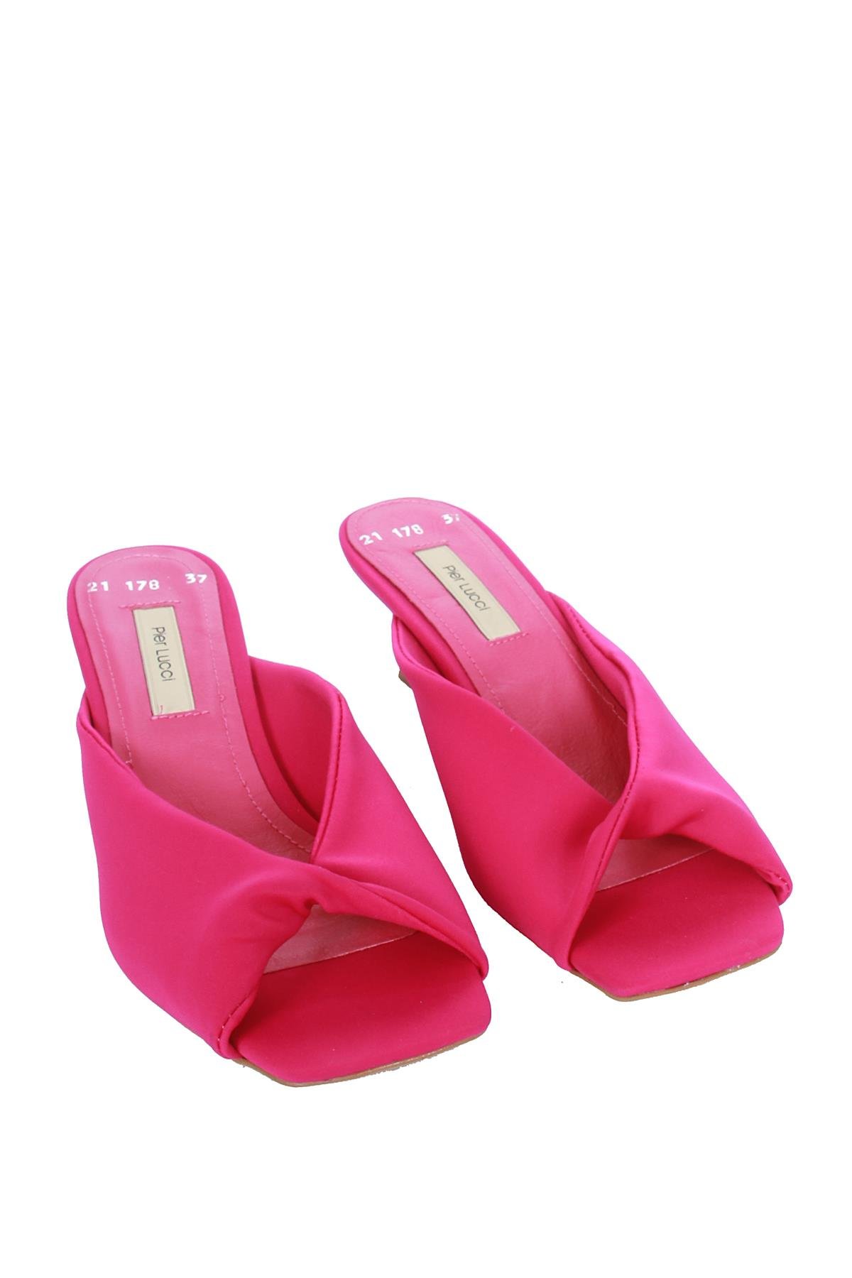 Federica Kdın Terlik