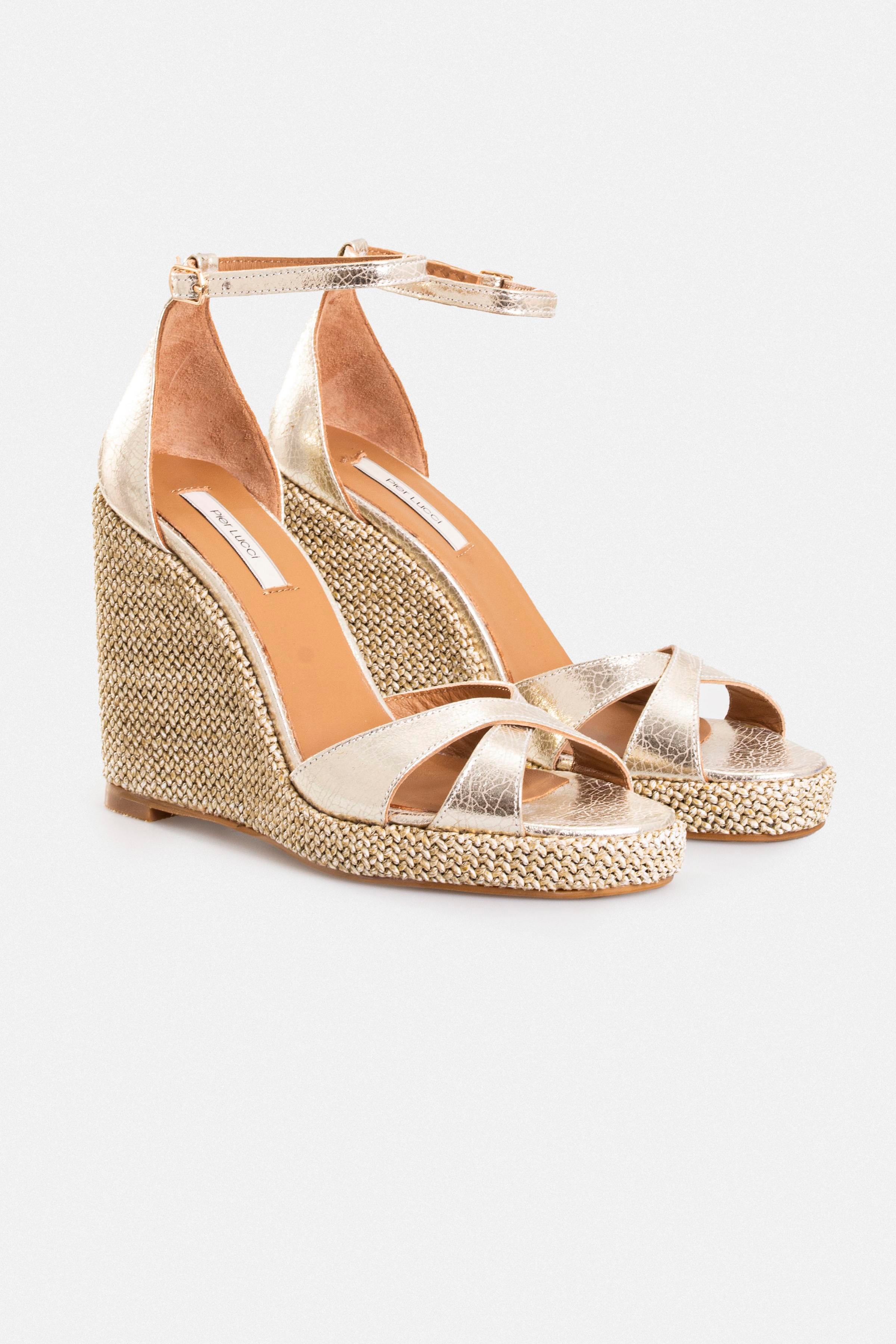 Kadın Dolgu Topuklu Sandalet - Altın Deri