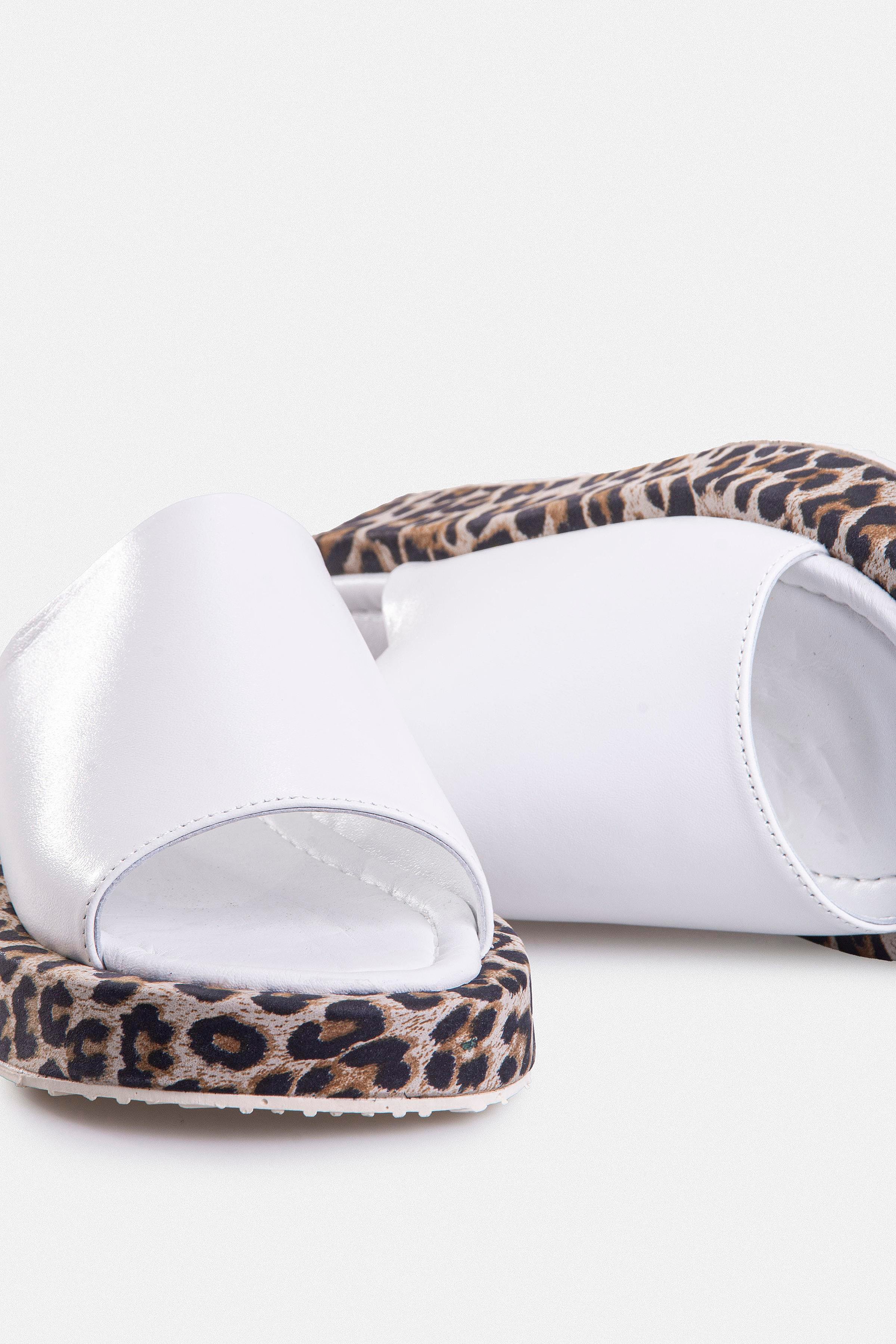 Kadın Düz Kalın Topuklu Terlik