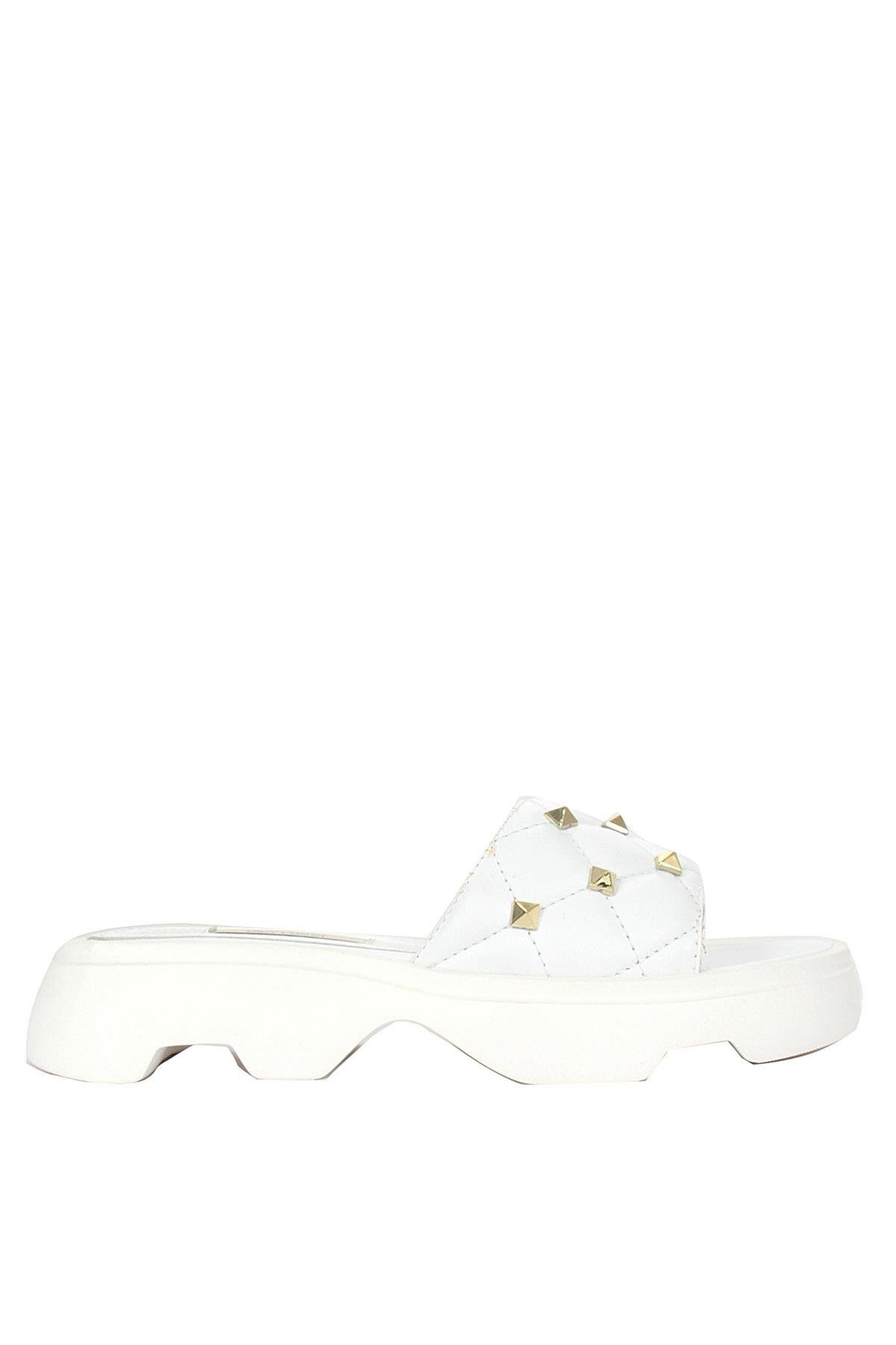 Lertora Kadın Terlik