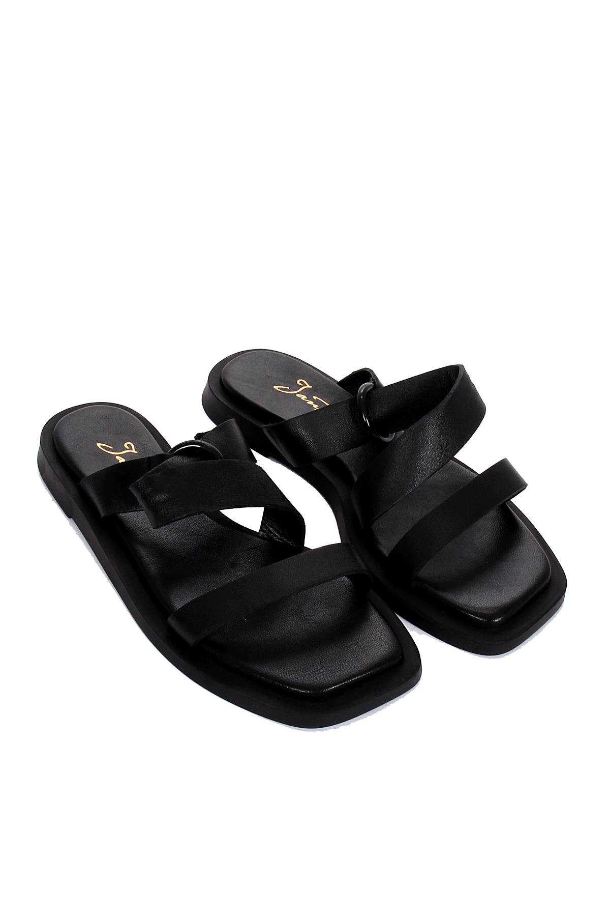 Pozzi Kadın Sandalet