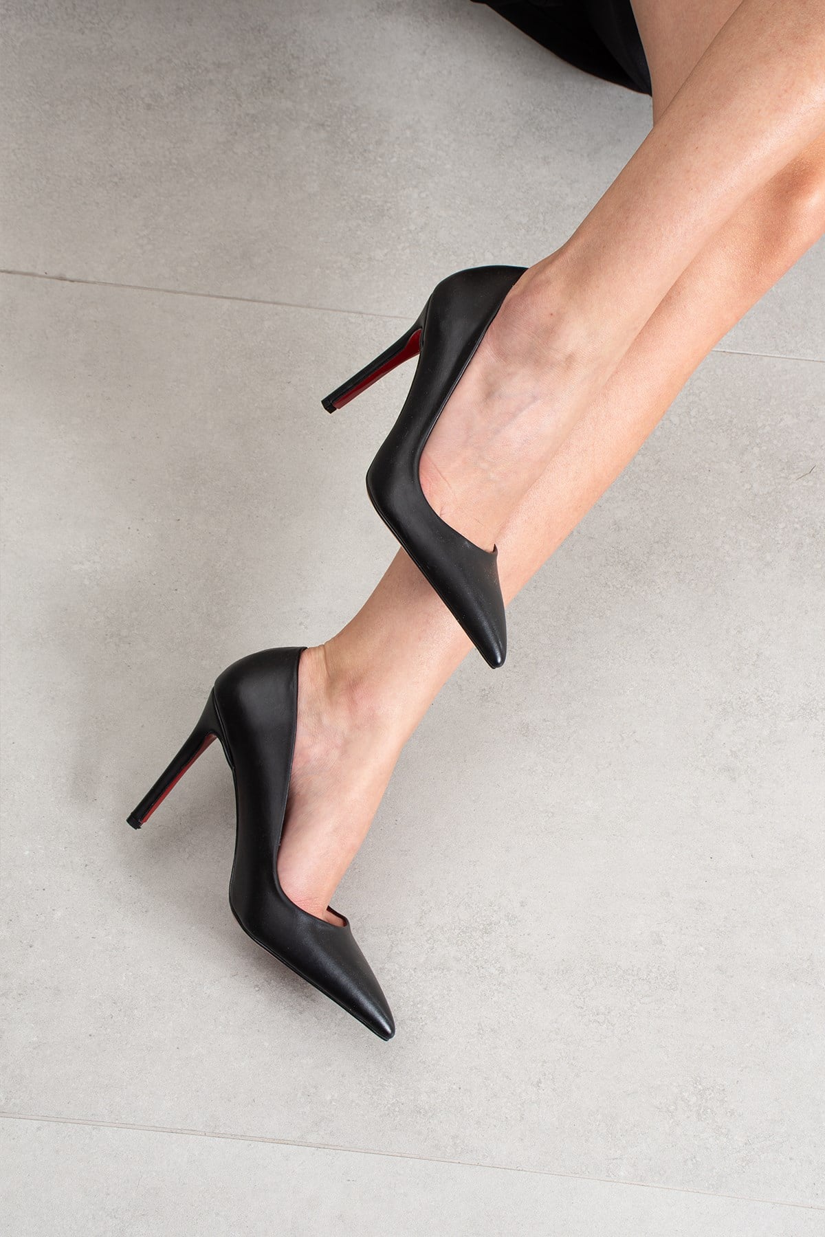 Danita Kadın Siyah Deri  İnce Topuklu Ayakkabı Stiletto 