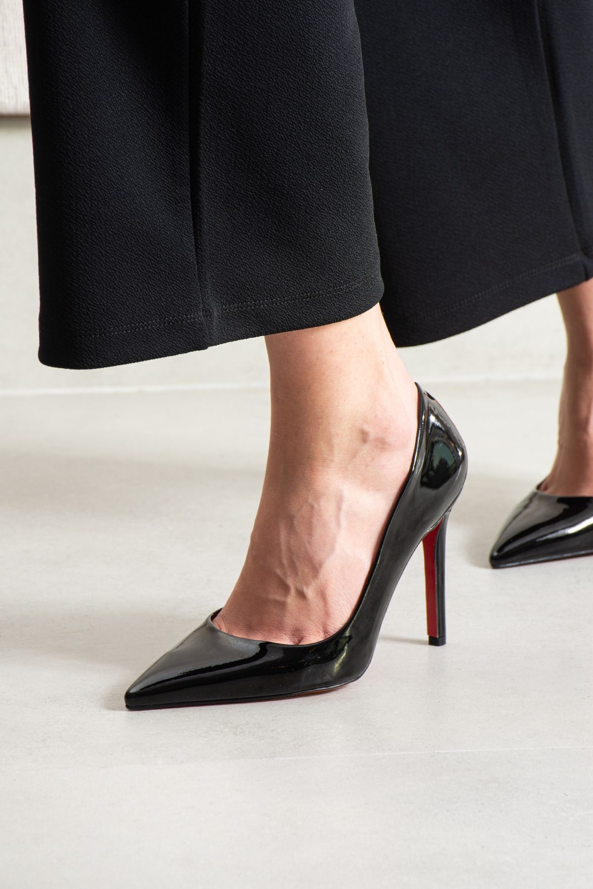 Danita Kadın Siyah Rugan  İnce Topuklu Ayakkabı Stiletto 