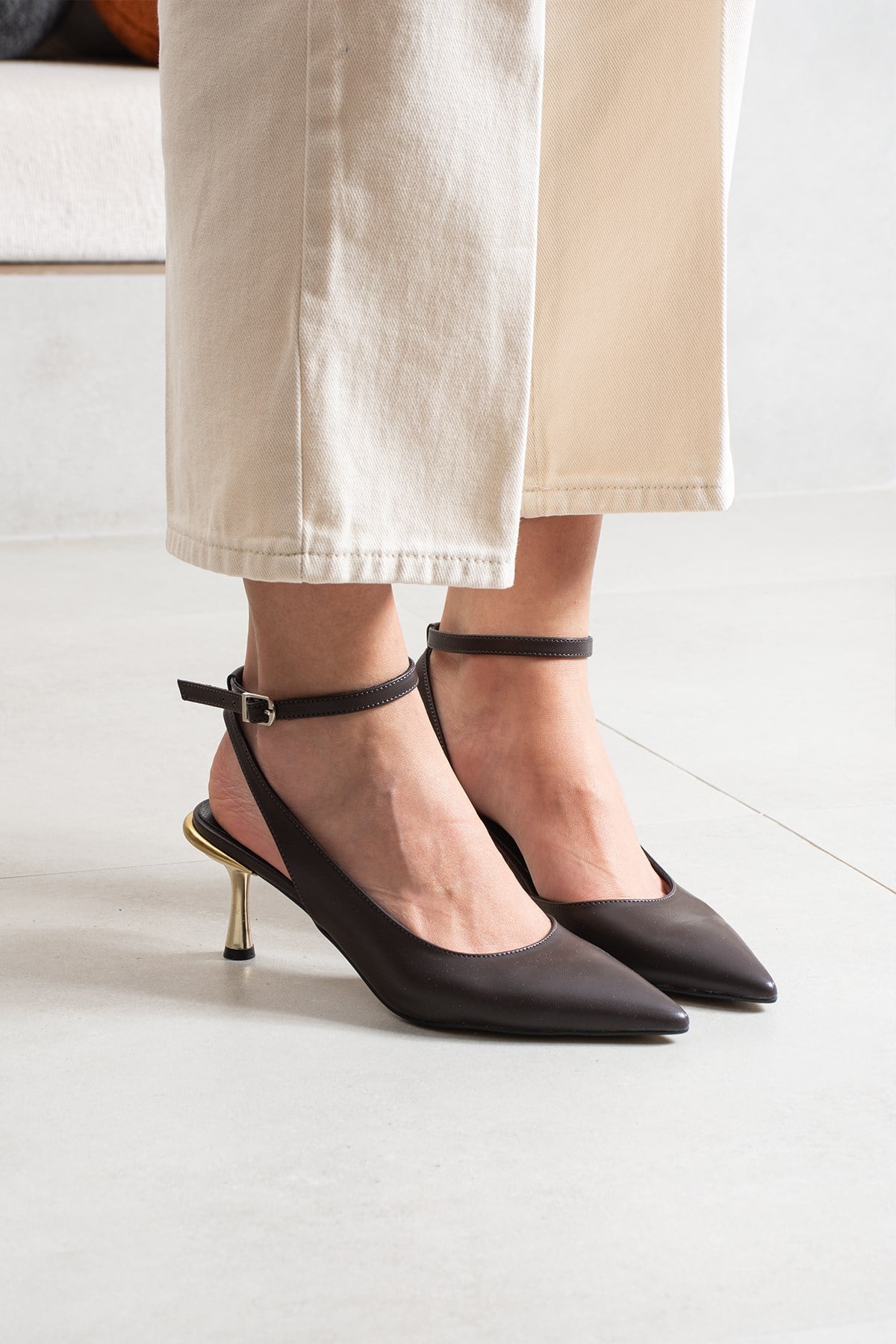 Milons  Kadın Kahve Deri Topuklu Stiletto Ayakkabı