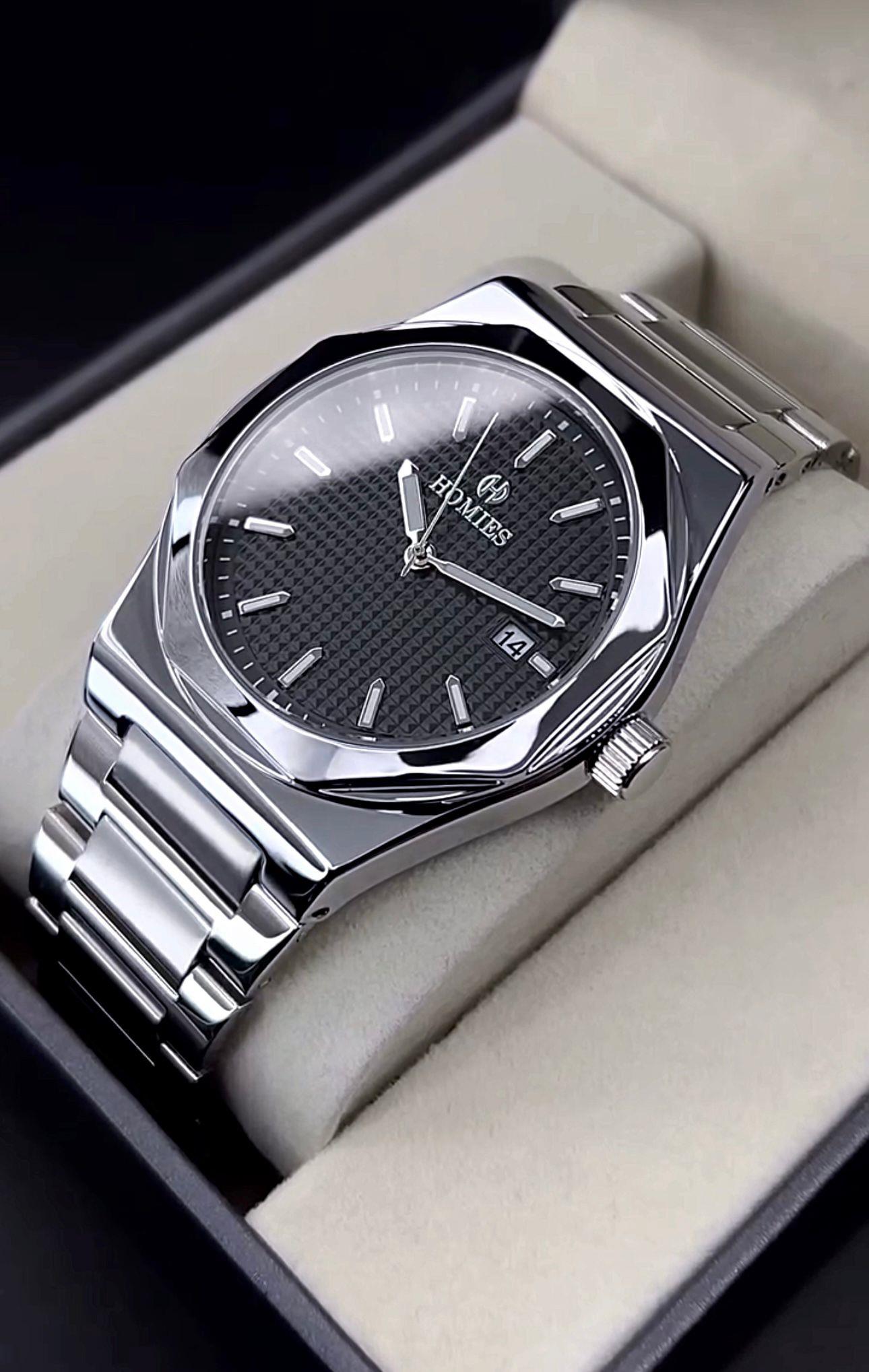 Homies Marka Kol Saati