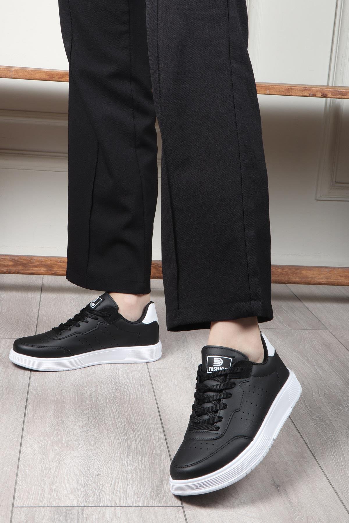  Kadın Cilt Spor Ayakkabı Siyah Beyaz DARKSTEP 158