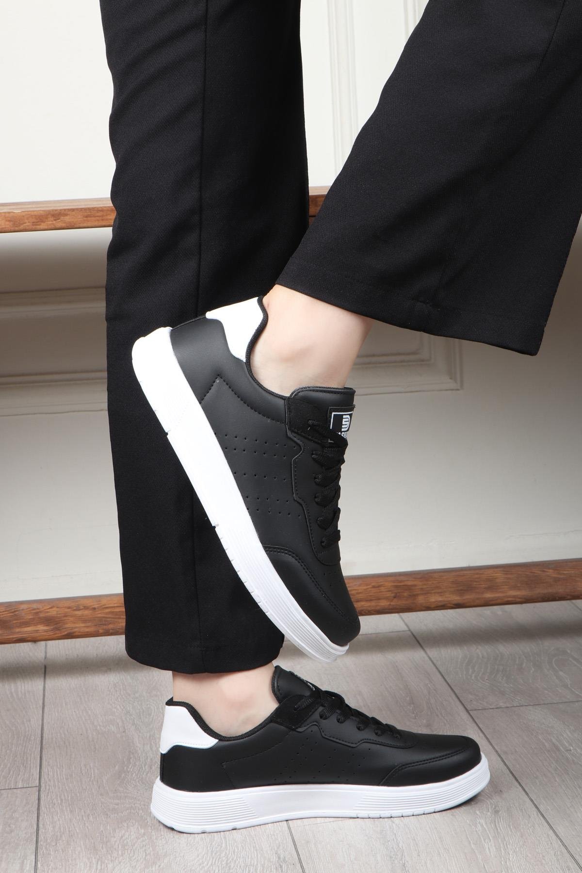  Kadın Cilt Spor Ayakkabı Siyah Beyaz DARKSTEP 158