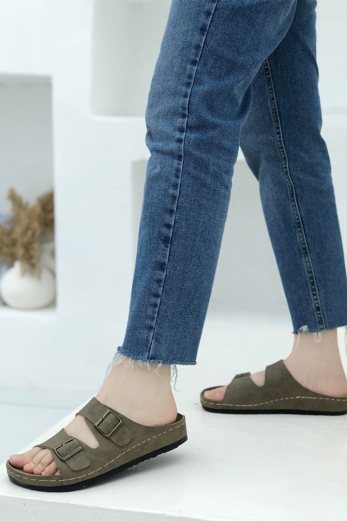 APELLA 470-15 Kadın Lidya Terlik Camel
