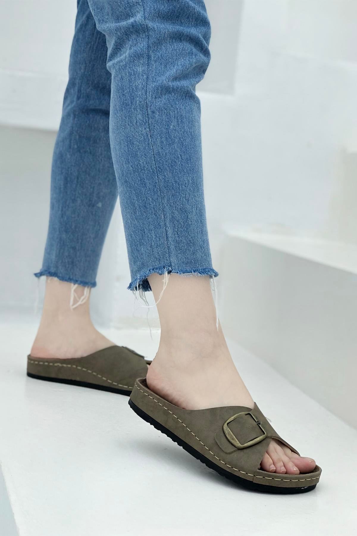 APELLA 470-5 Kadın Lidya Terlik Camel