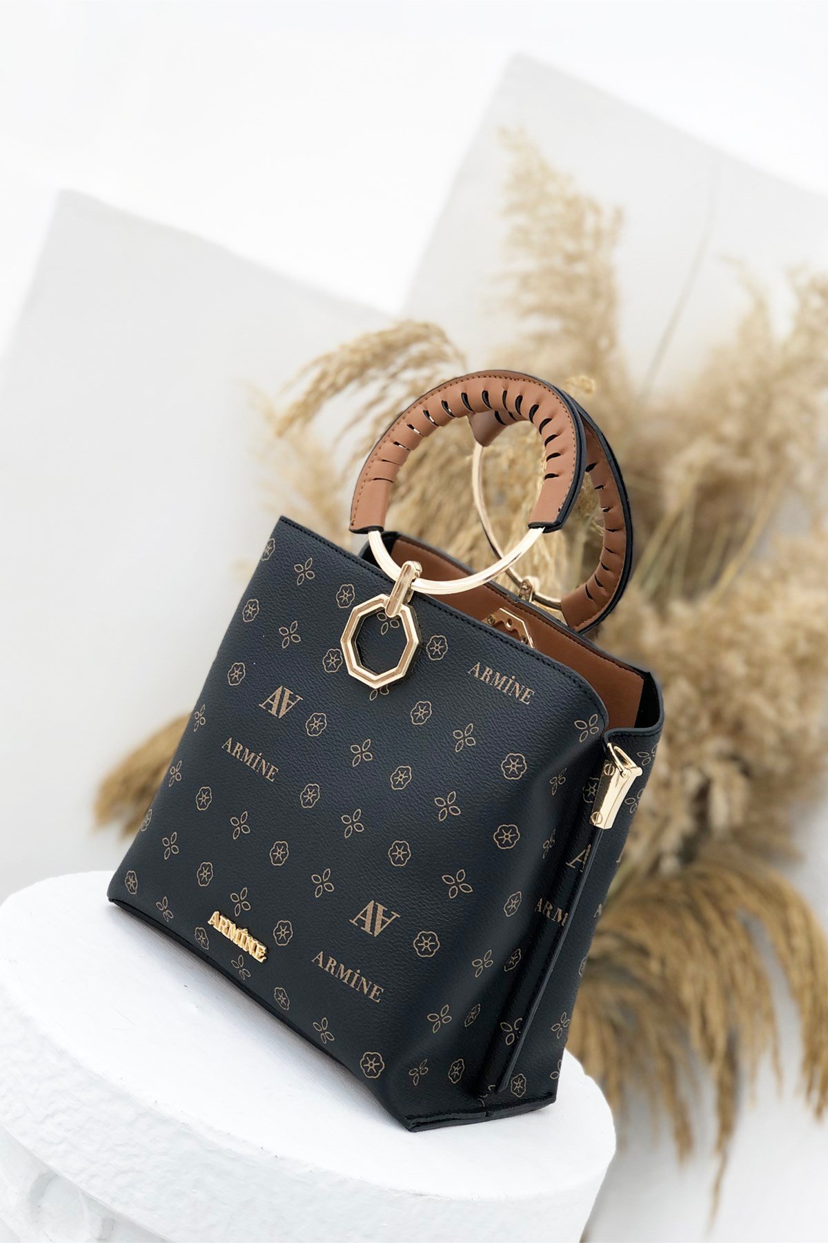 Armine Yuvarlak Kulplu El Ve Omuz Çantası 260 Siyah Baskılı