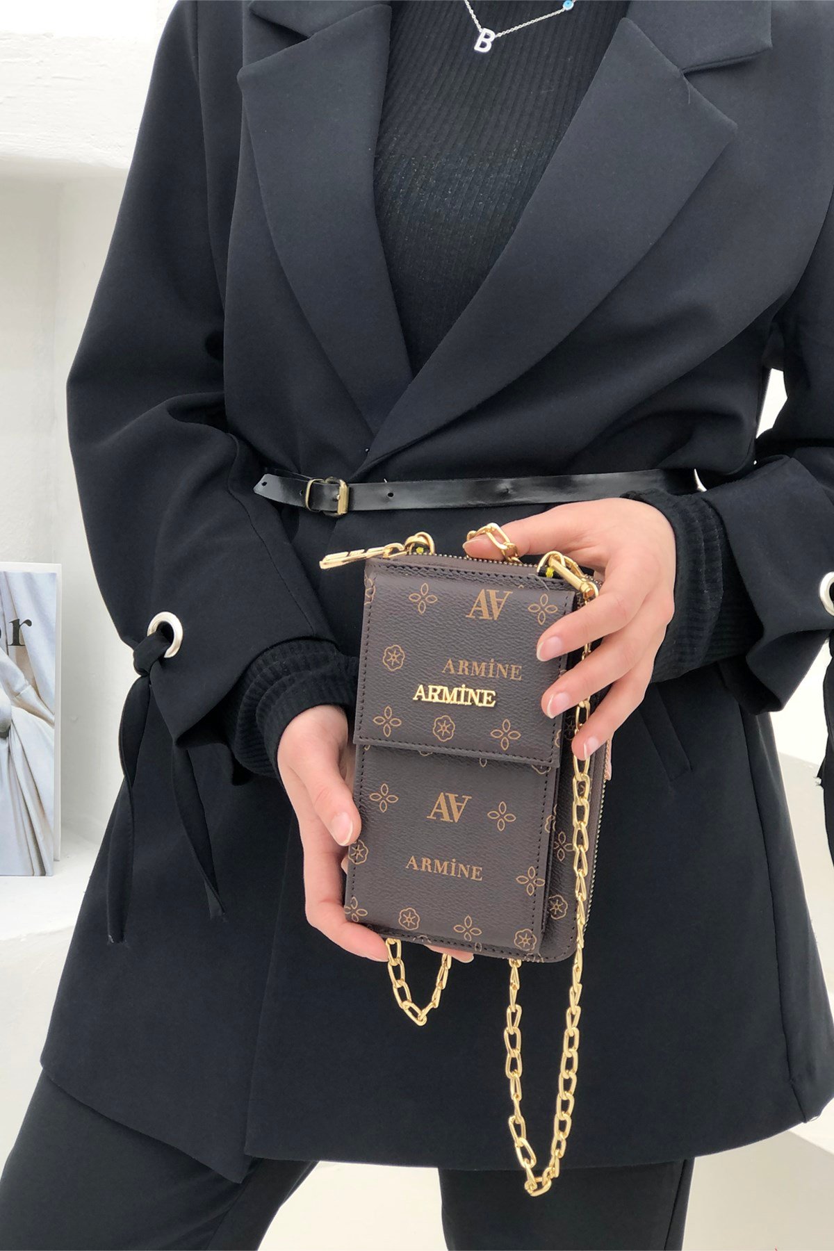 Armine Zincirli Postacı Çanta 265 Kahve Baskılı