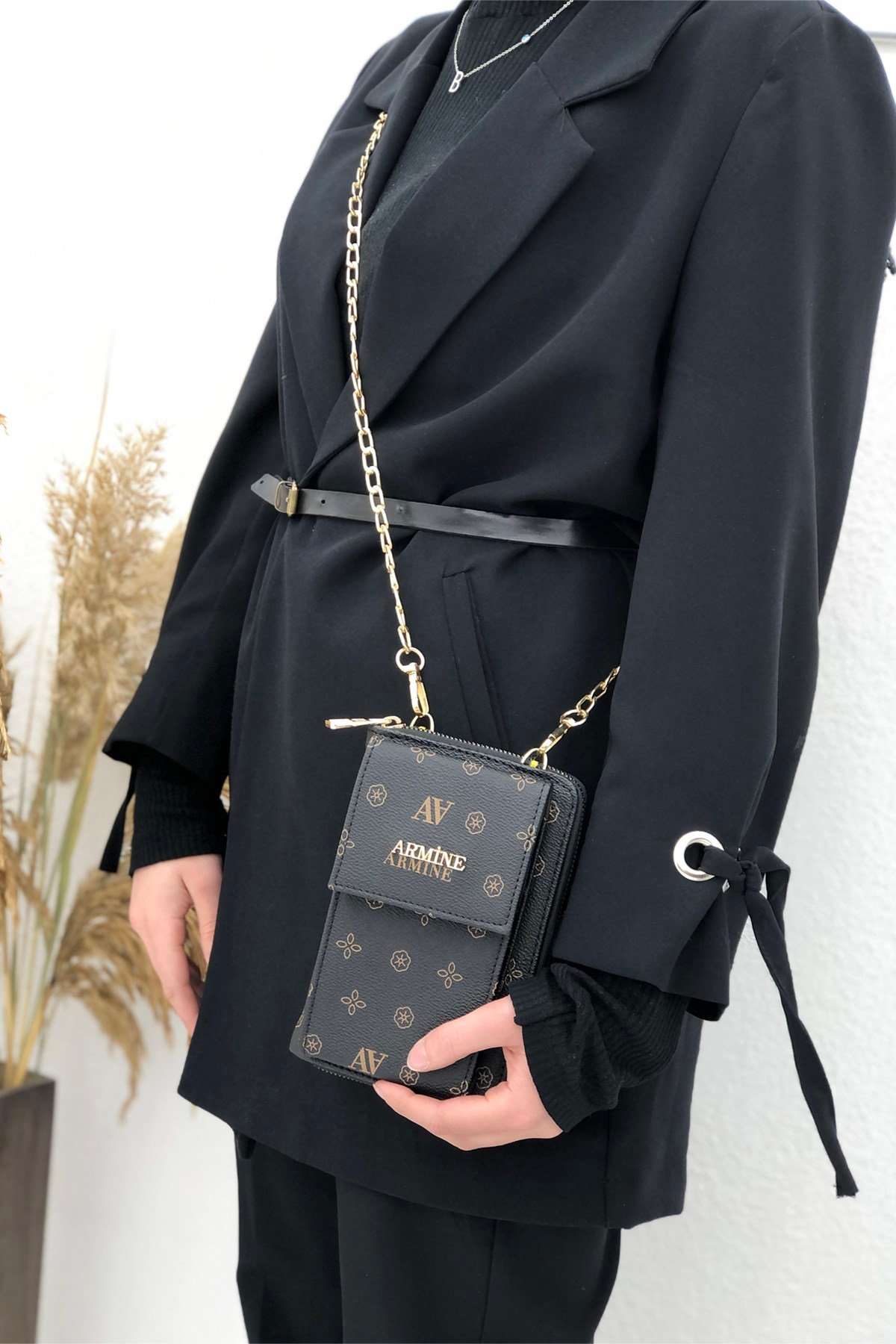 Armine Zincirli Postacı Çanta 265 Siyah Baskılı