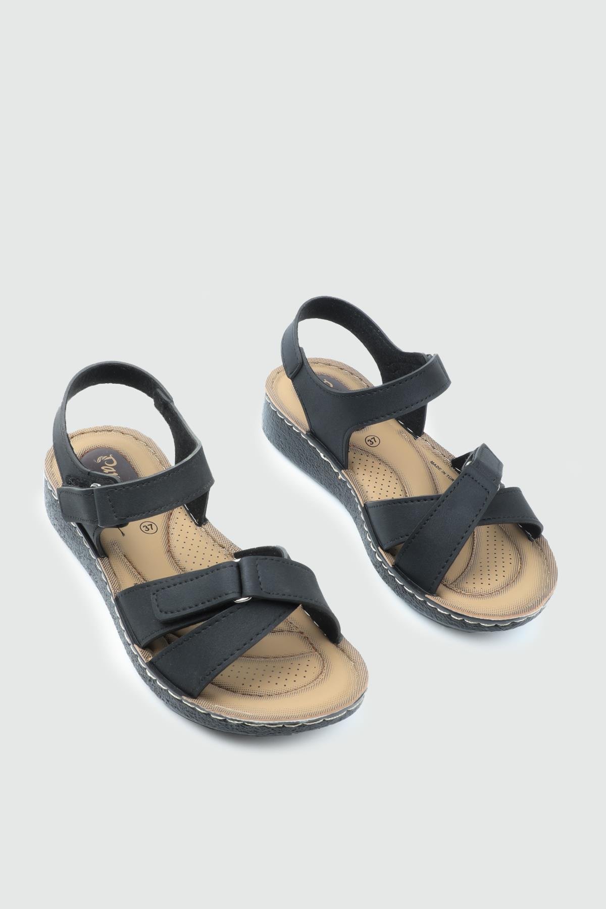 AVOX 25Y 6401 Kadın Sandalet Siyah