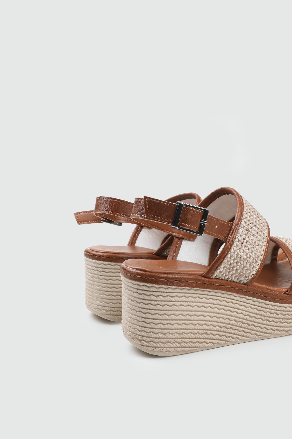 Beinsteps 25Y Ş-701 Dolgu Topuk Kadın Sandalet Bej Taba Hasır