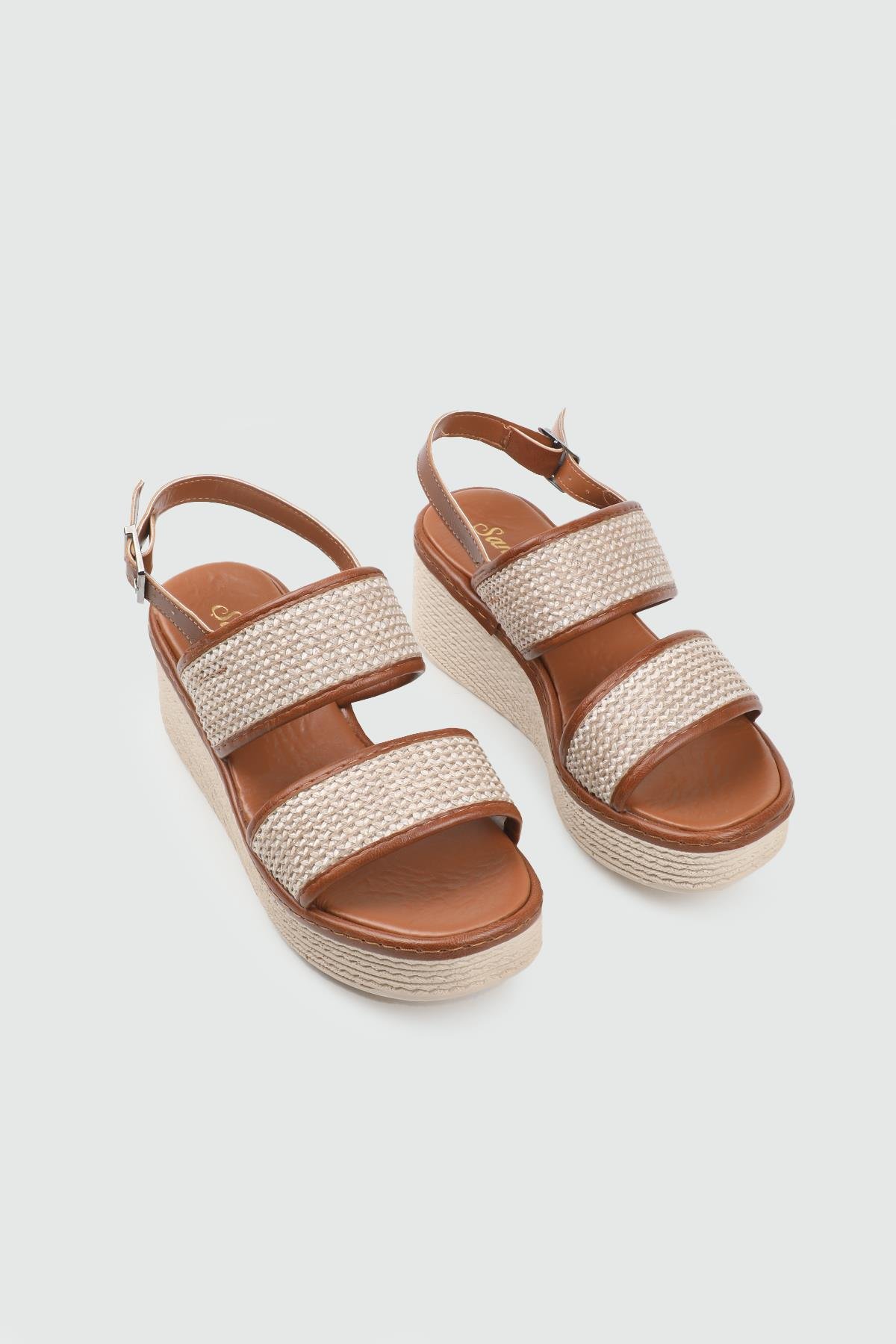 Beinsteps 25Y Ş-701 Dolgu Topuk Kadın Sandalet Bej Taba Hasır
