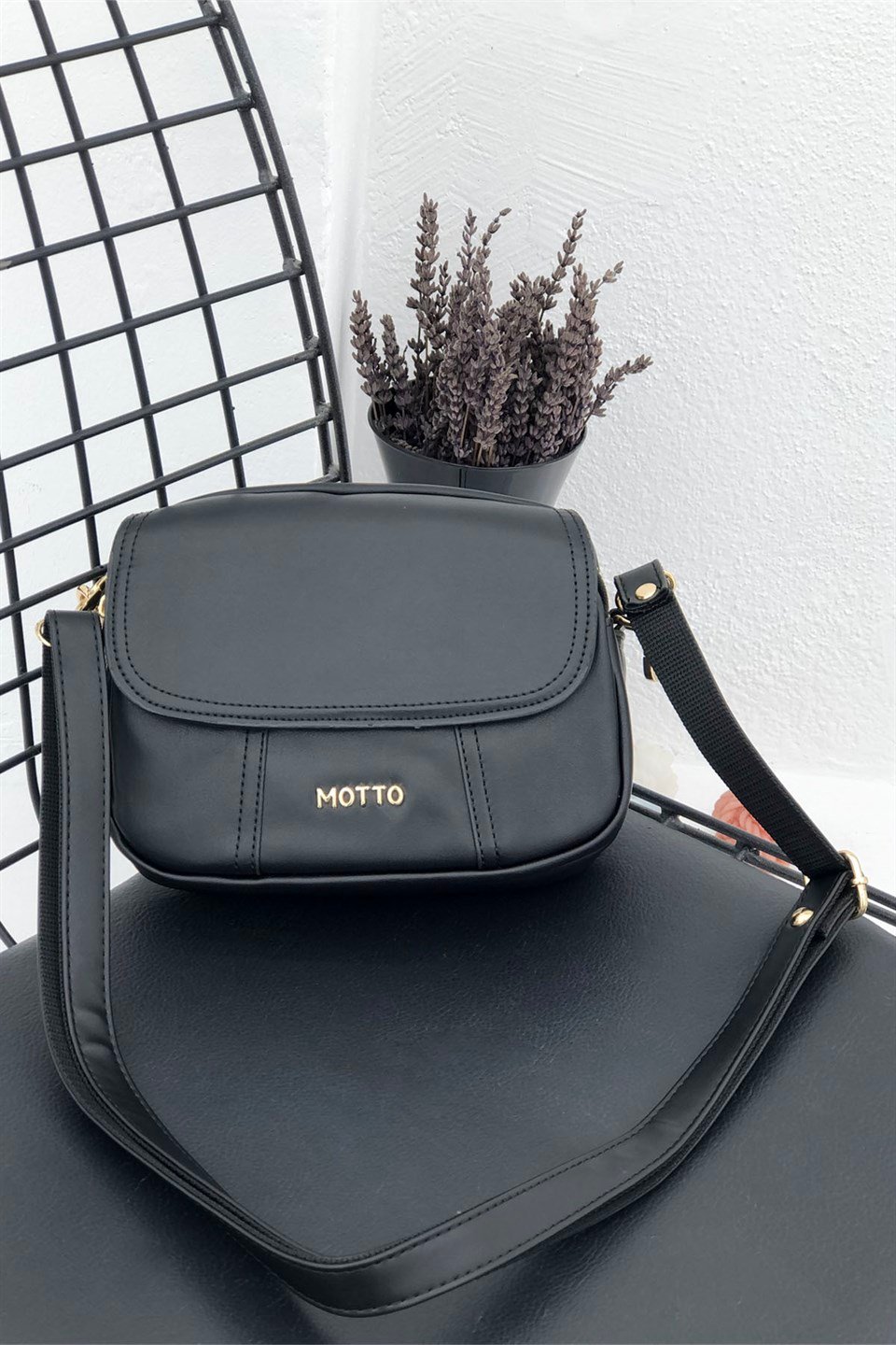 Bölmeli Günlük Askılı Kadın Çanta Siyah 1325