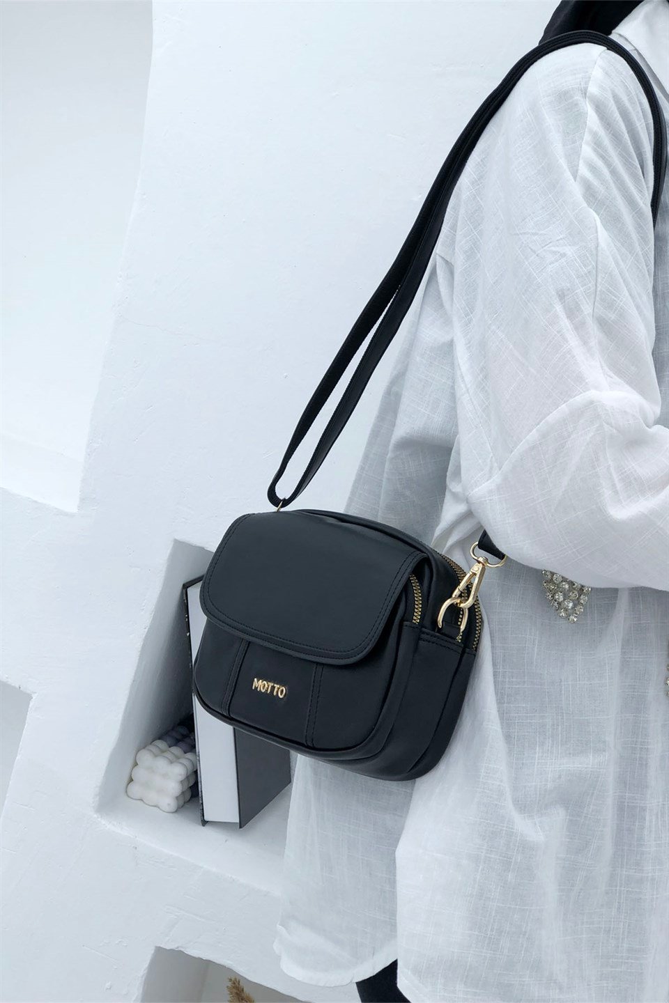 Bölmeli Günlük Askılı Kadın Çanta Siyah 1325