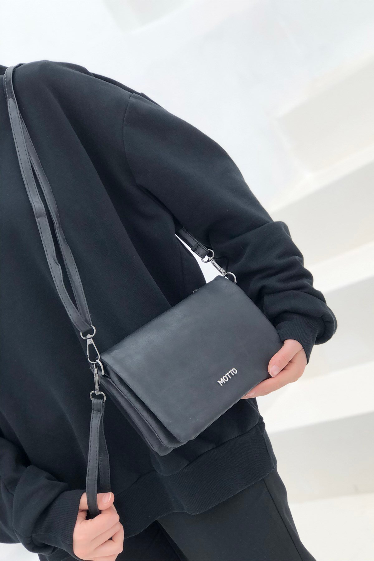 ÇANTA VARONA 1309 BAYAN Siyah Mat