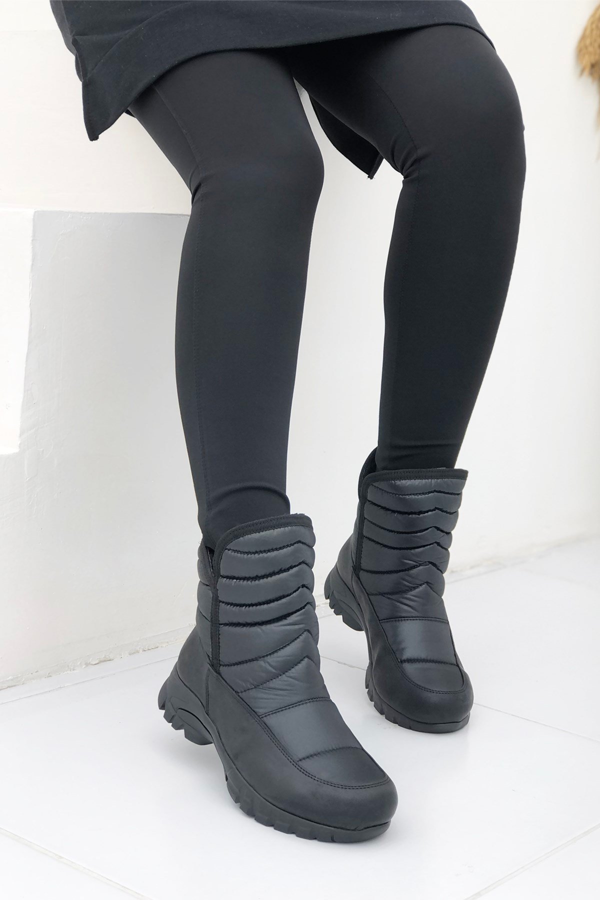 CARLA BELLA Ş-1054 Karbotu Kadın Siyah