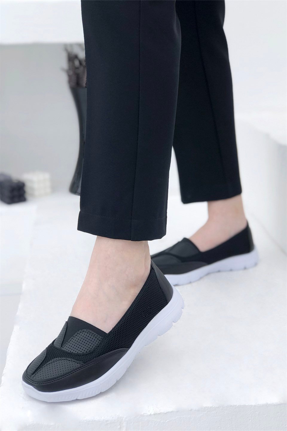 CARLA BELLA S-2215 Kadın Ayakkabı Siyah Beyaz